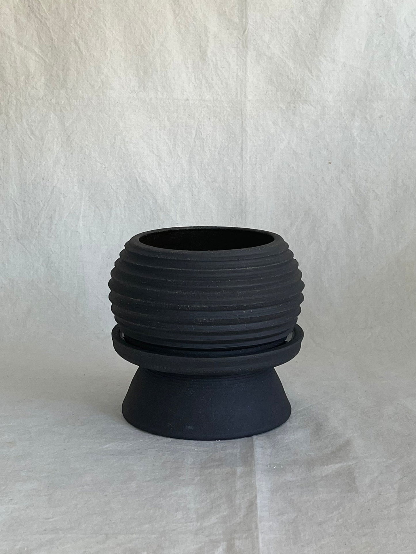 2 pedestal saucer set - Mipa's pots and plants