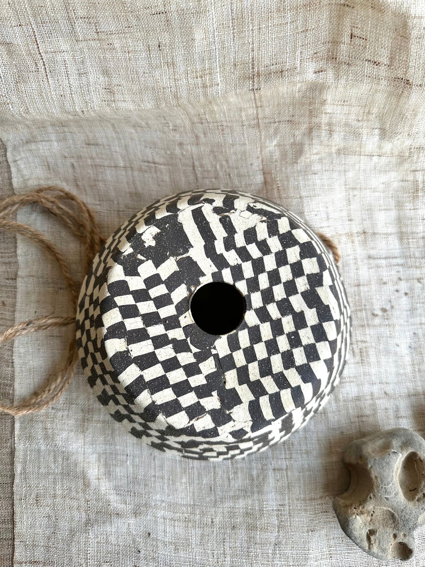 52 checkers ufo planter - Mipa's pots and plants