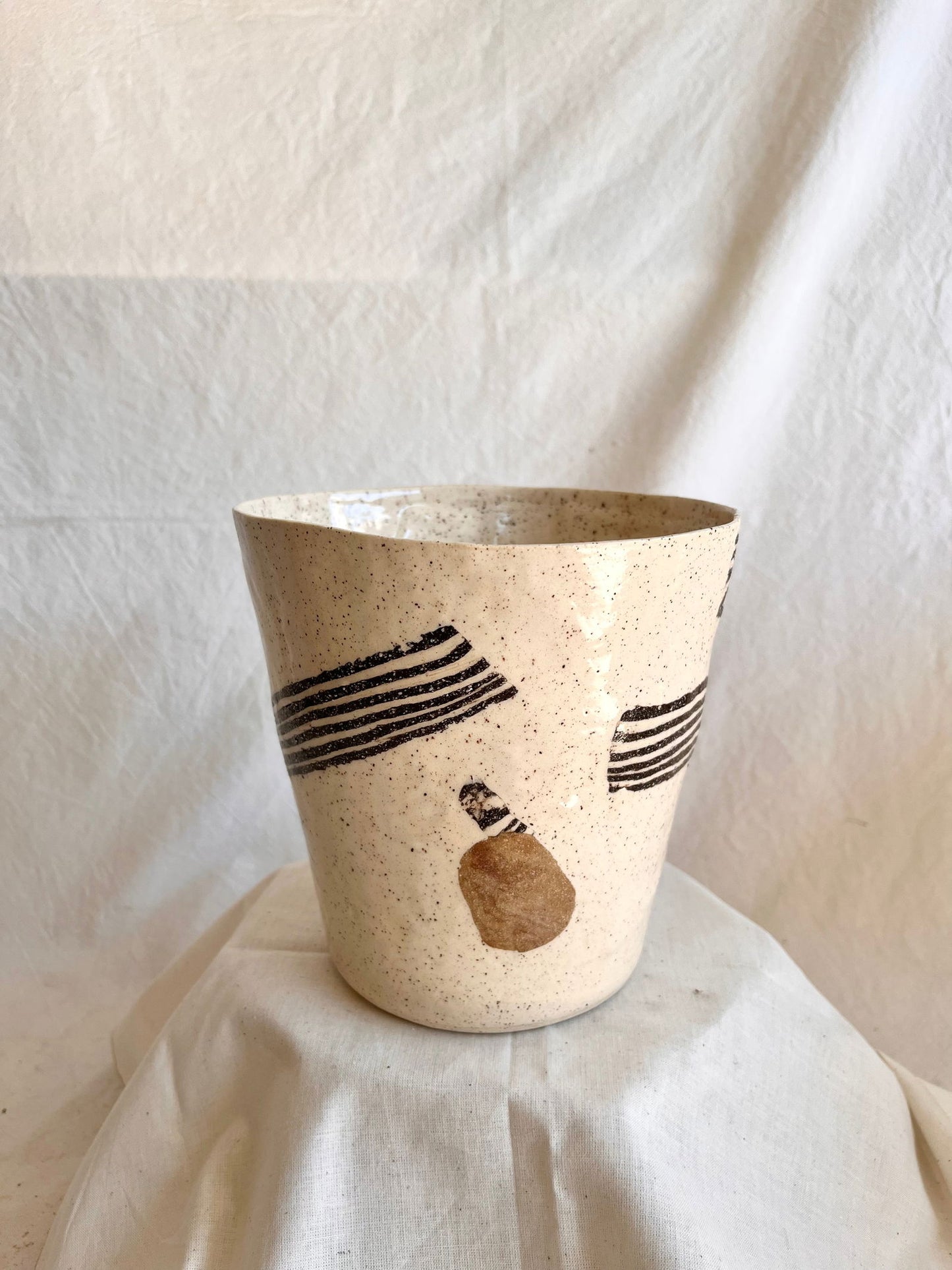 54 large apple/bacon planter - Mipa's pots and plants