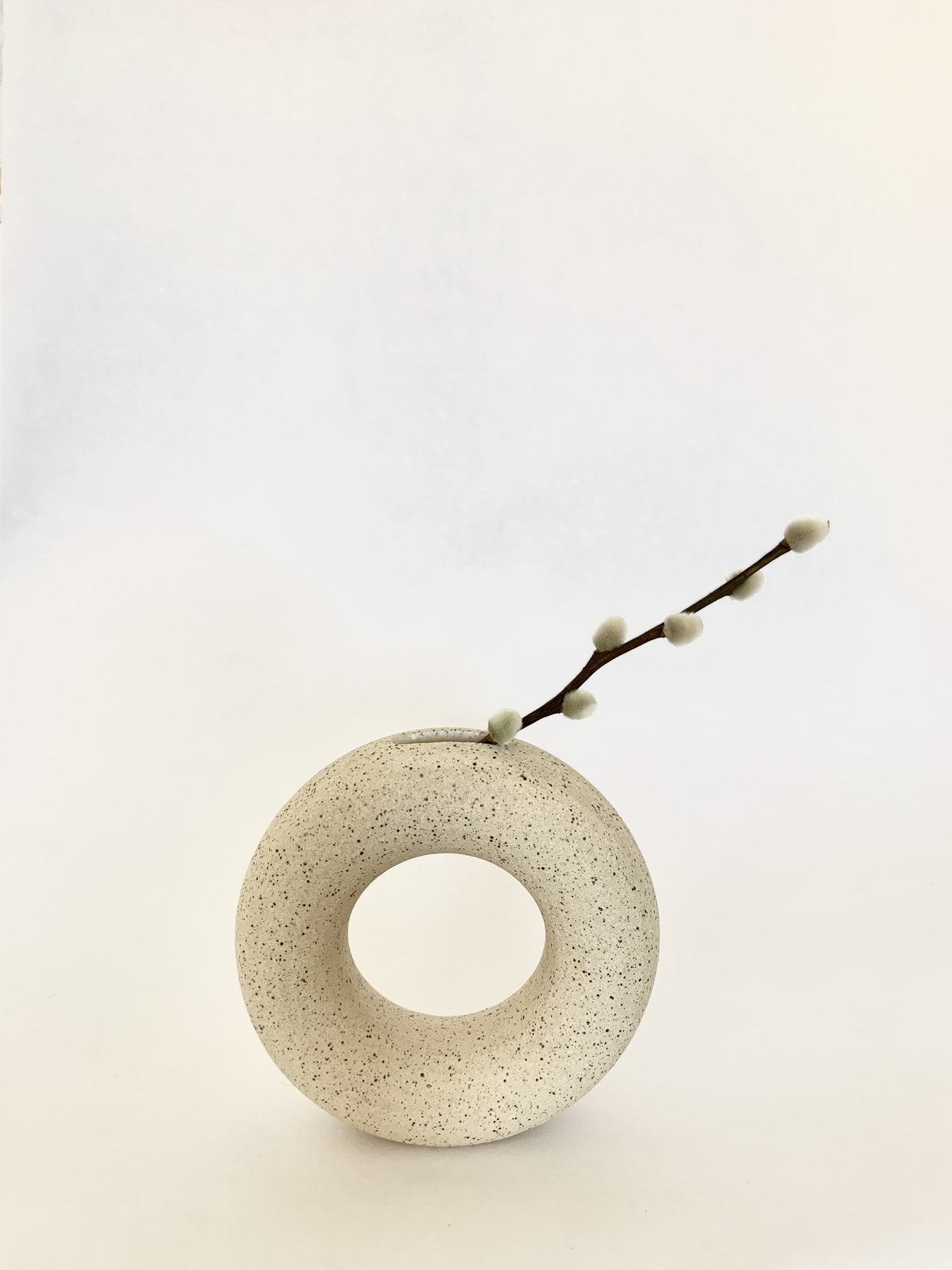 55 donut vase - Mipa's pots and plants