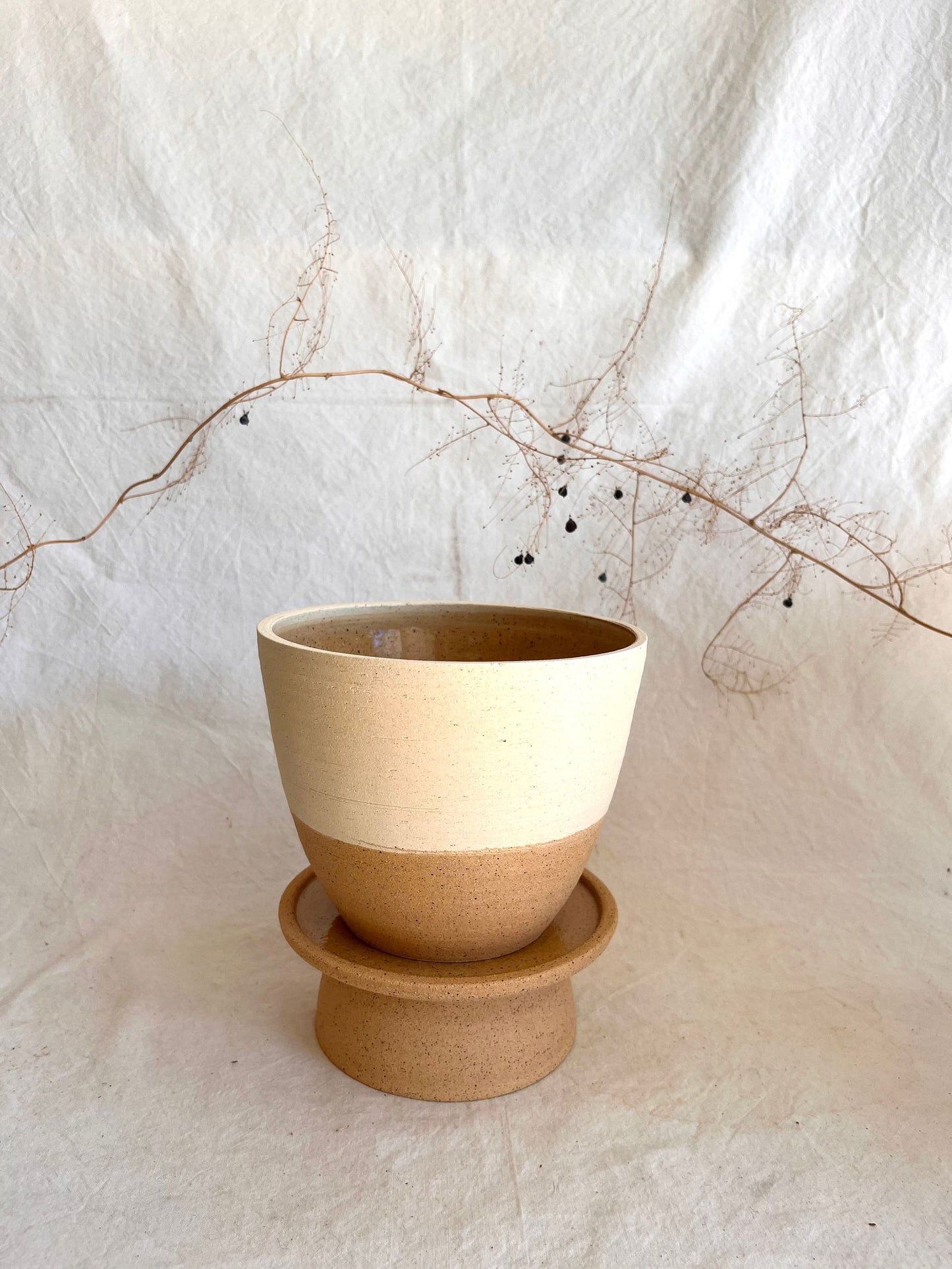 56 pedestal saucer set - Mipa's pots and plants