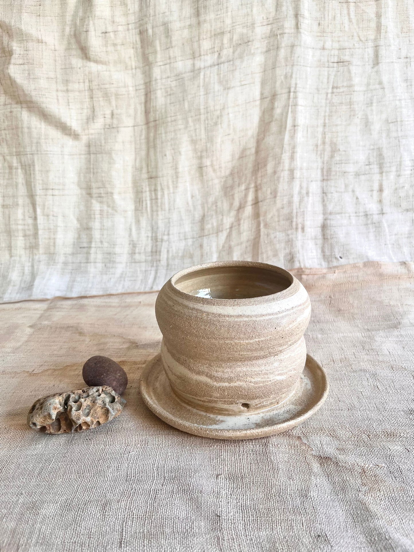 67 mudcream planter - Mipa's pots and plants