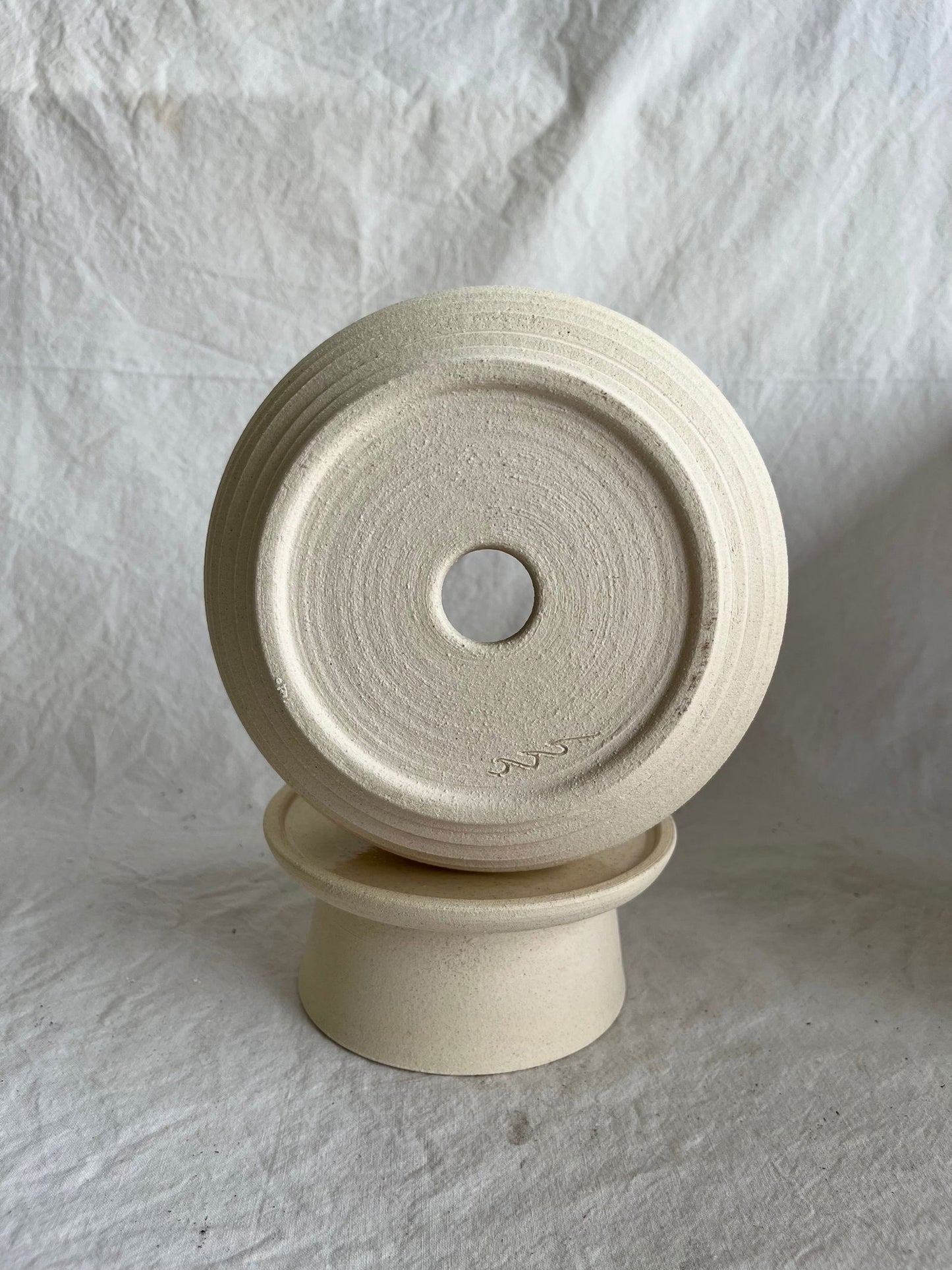 7 large pedestal saucer - Mipa's pots and plants
