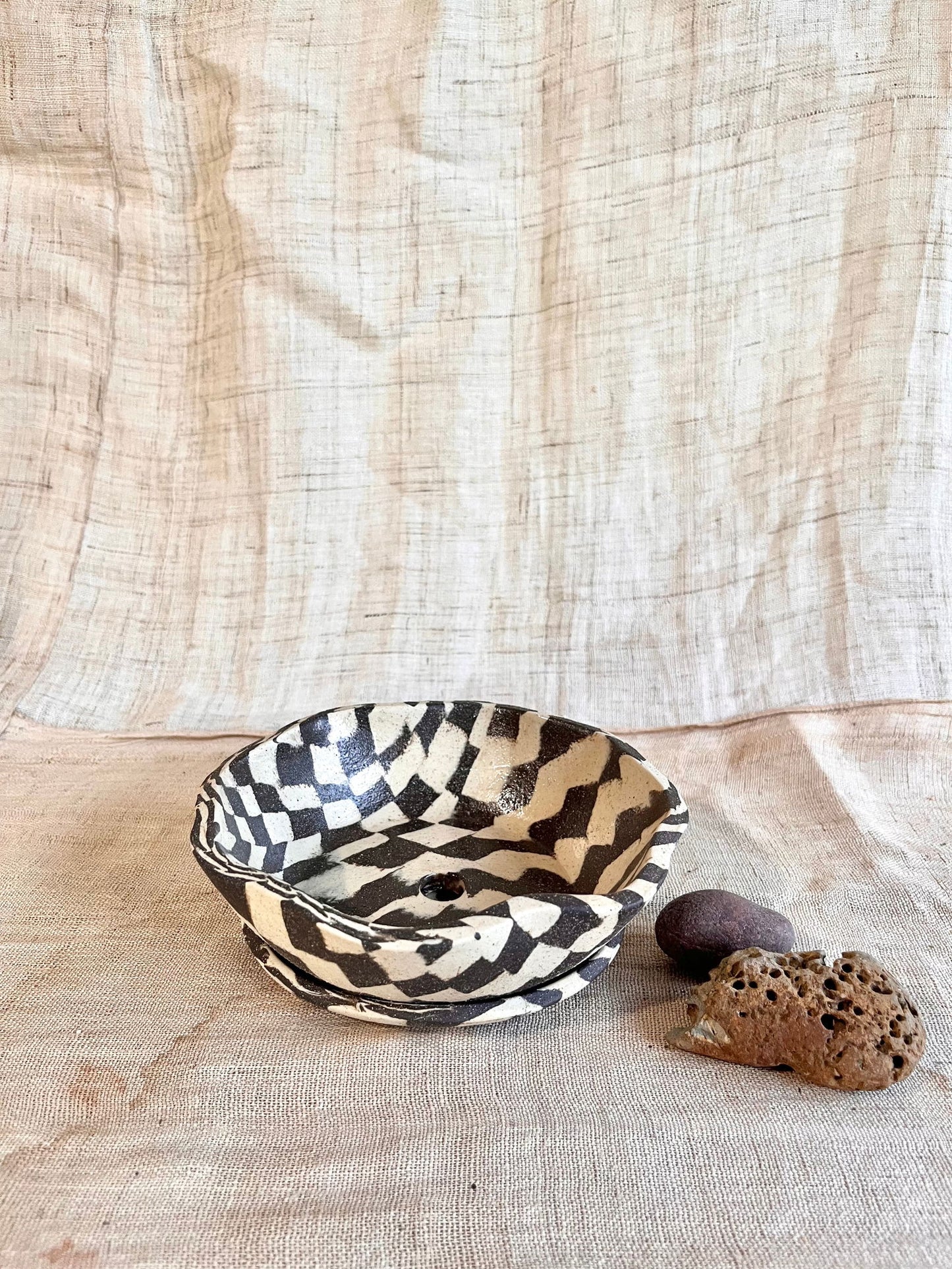 99 B/W mosaic pie planter set - Mipa's pots and plants
