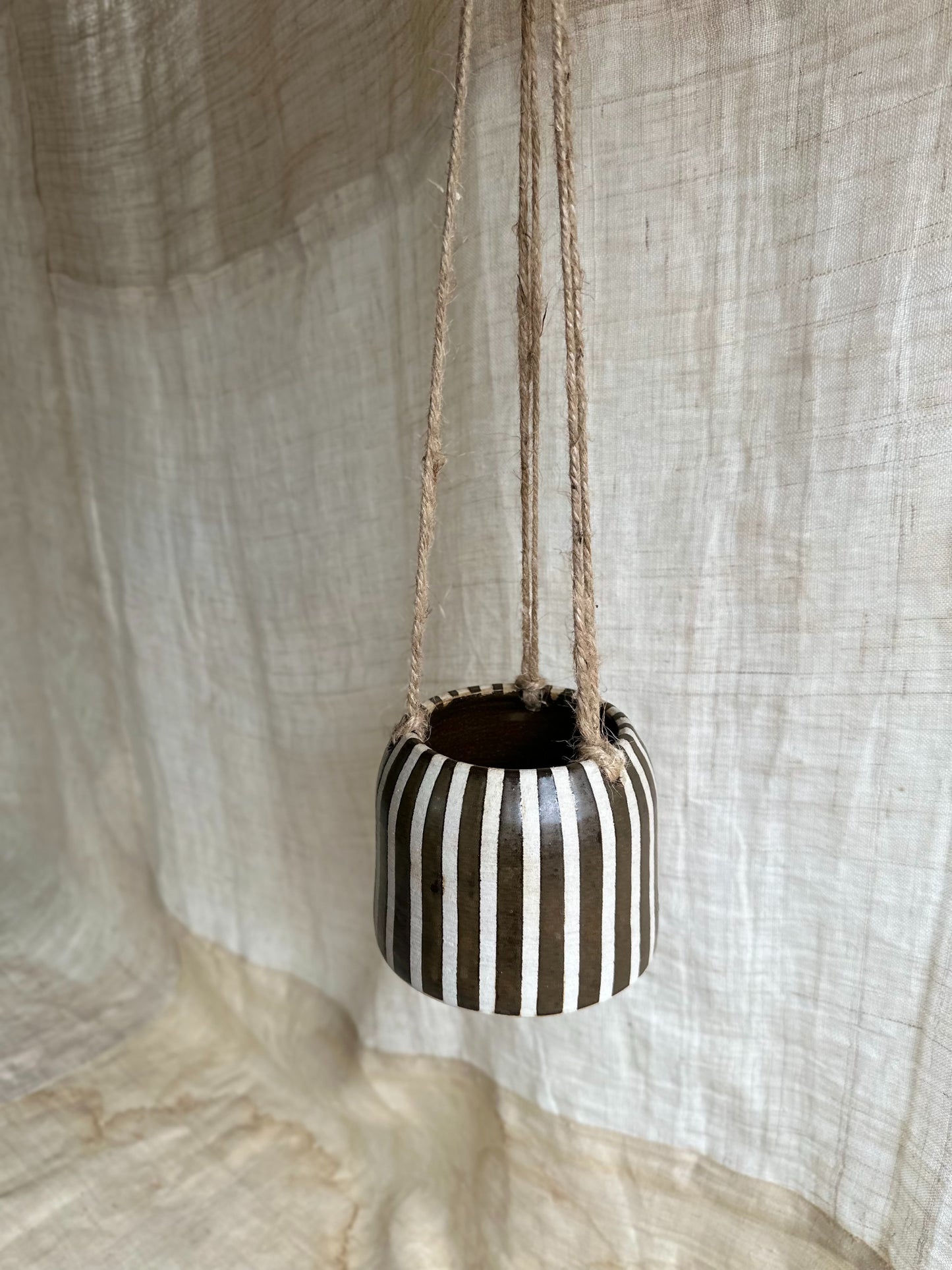 23 striped hanging planter