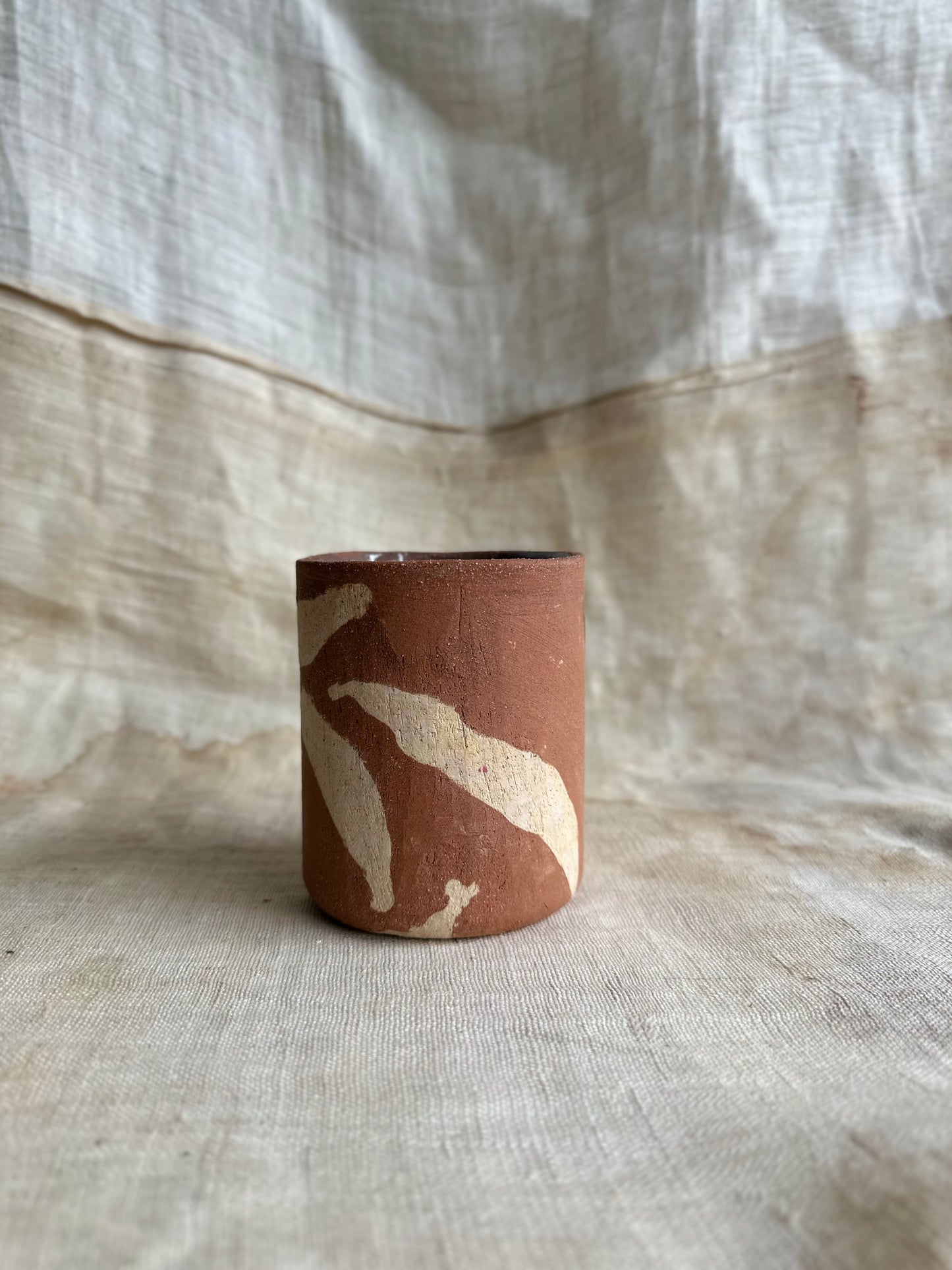 76 red inlay planter