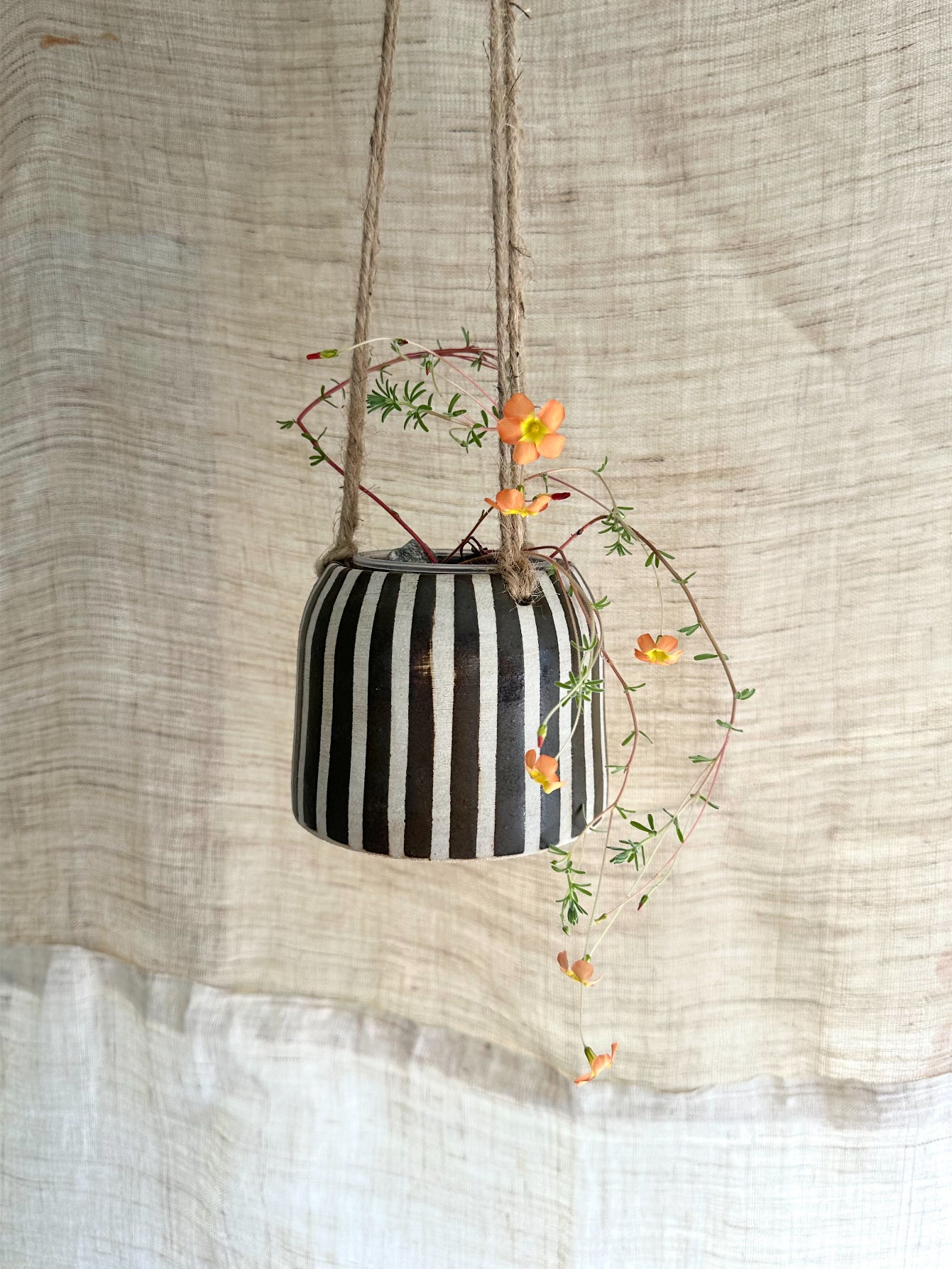 23 striped hanging planter