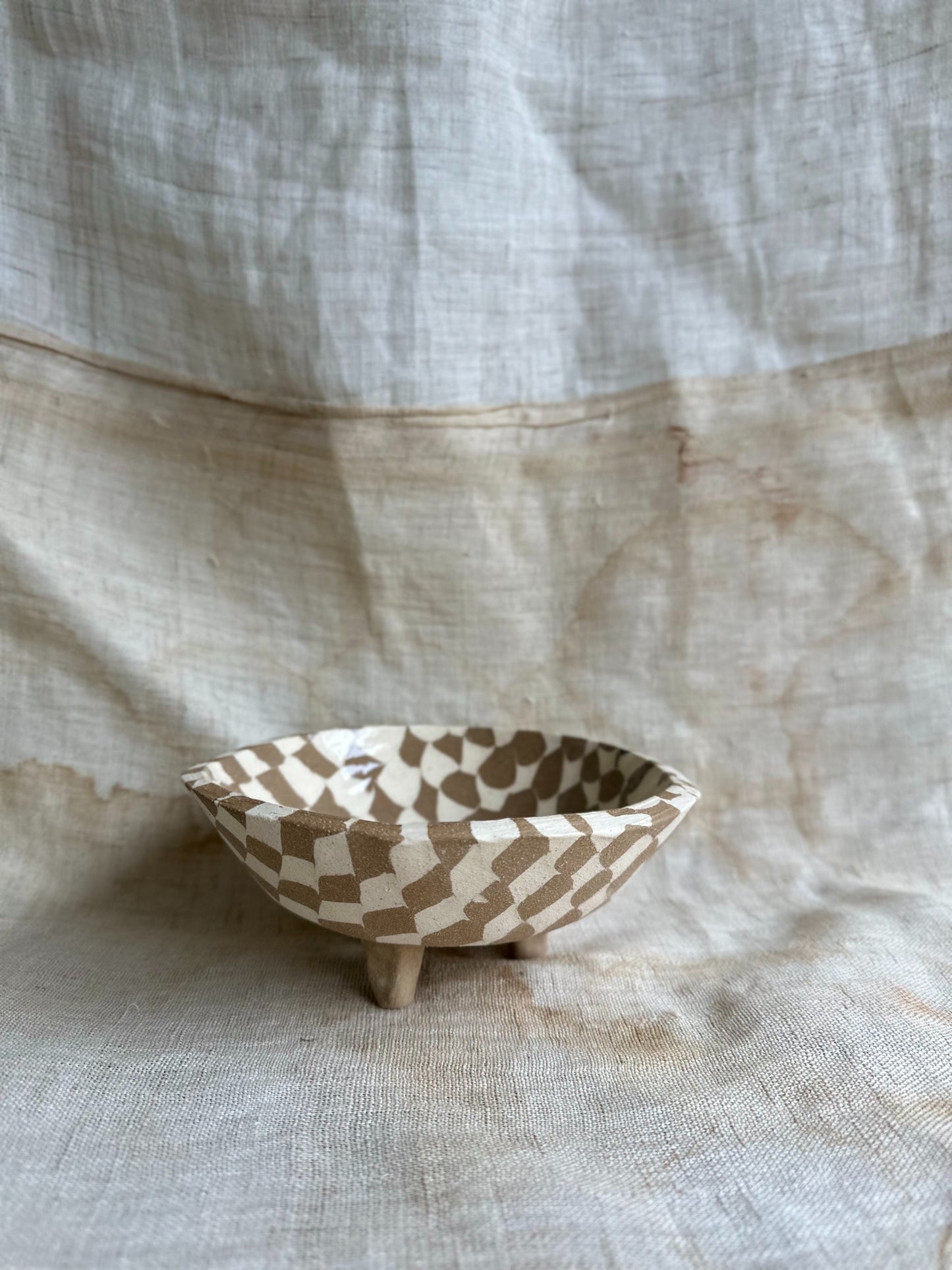 92 mud mosaic planter