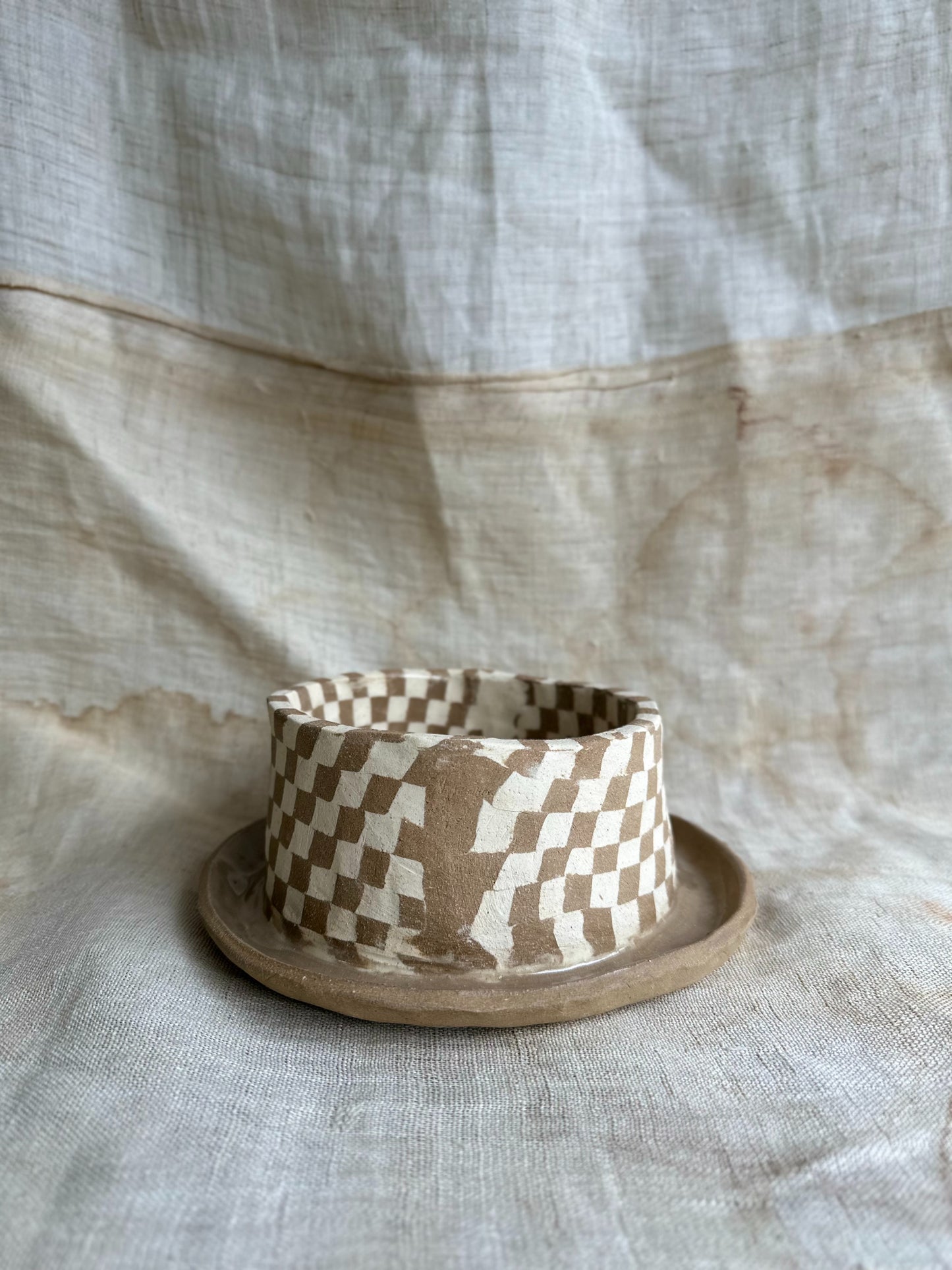 94 mud mosaic planter w/ saucer