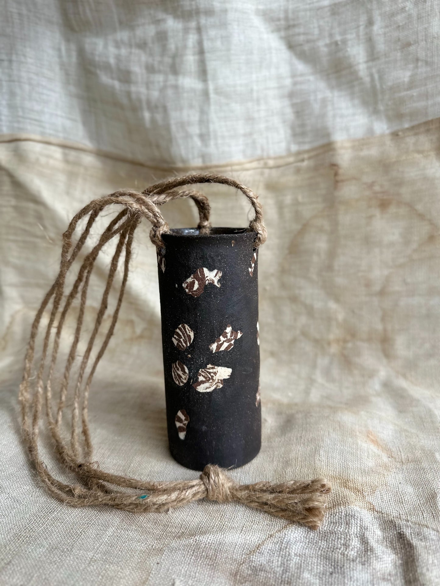 102 black inlay planter