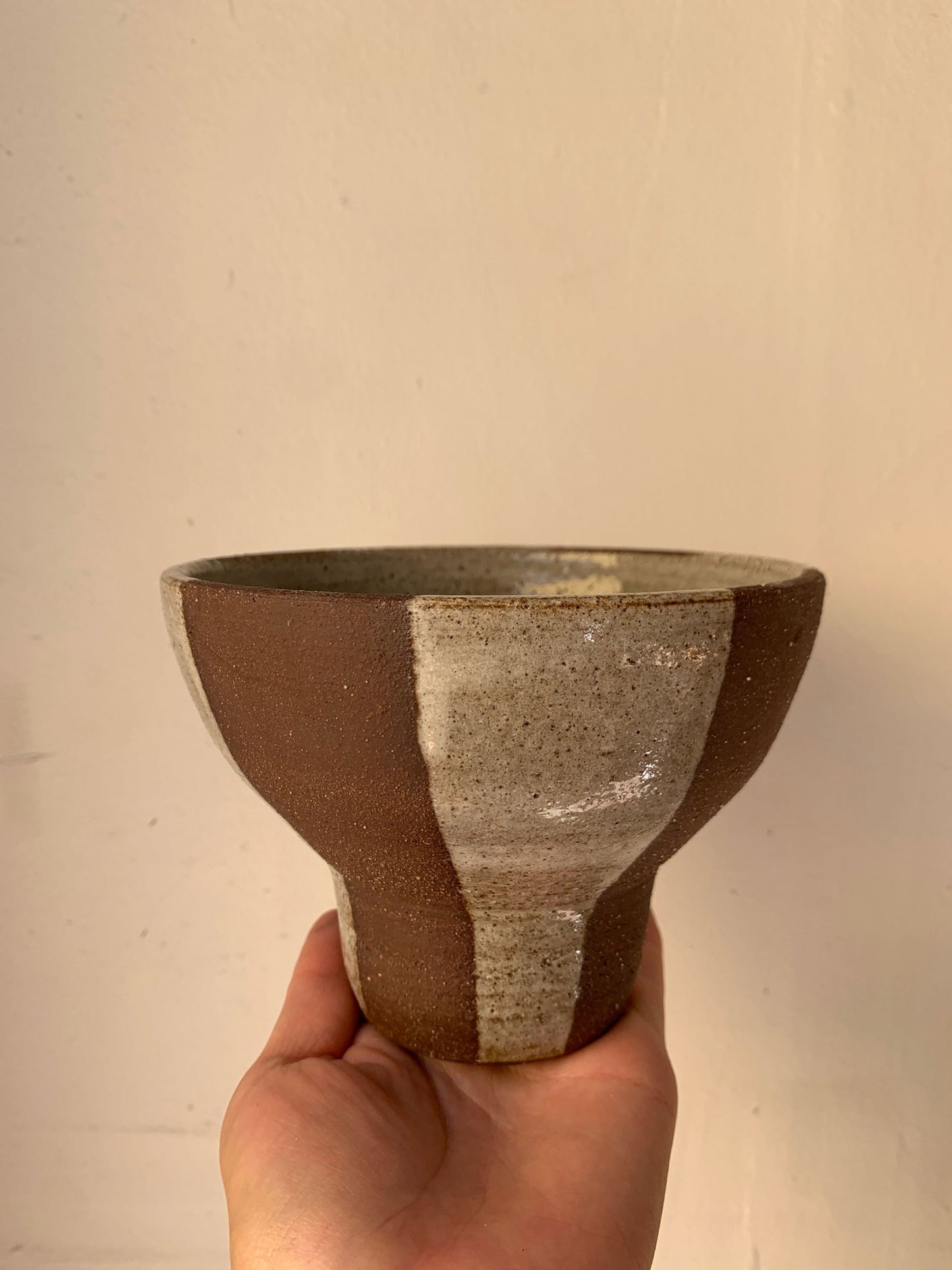 (Sale) 19-1 striped planter - Mipa's pots and plants