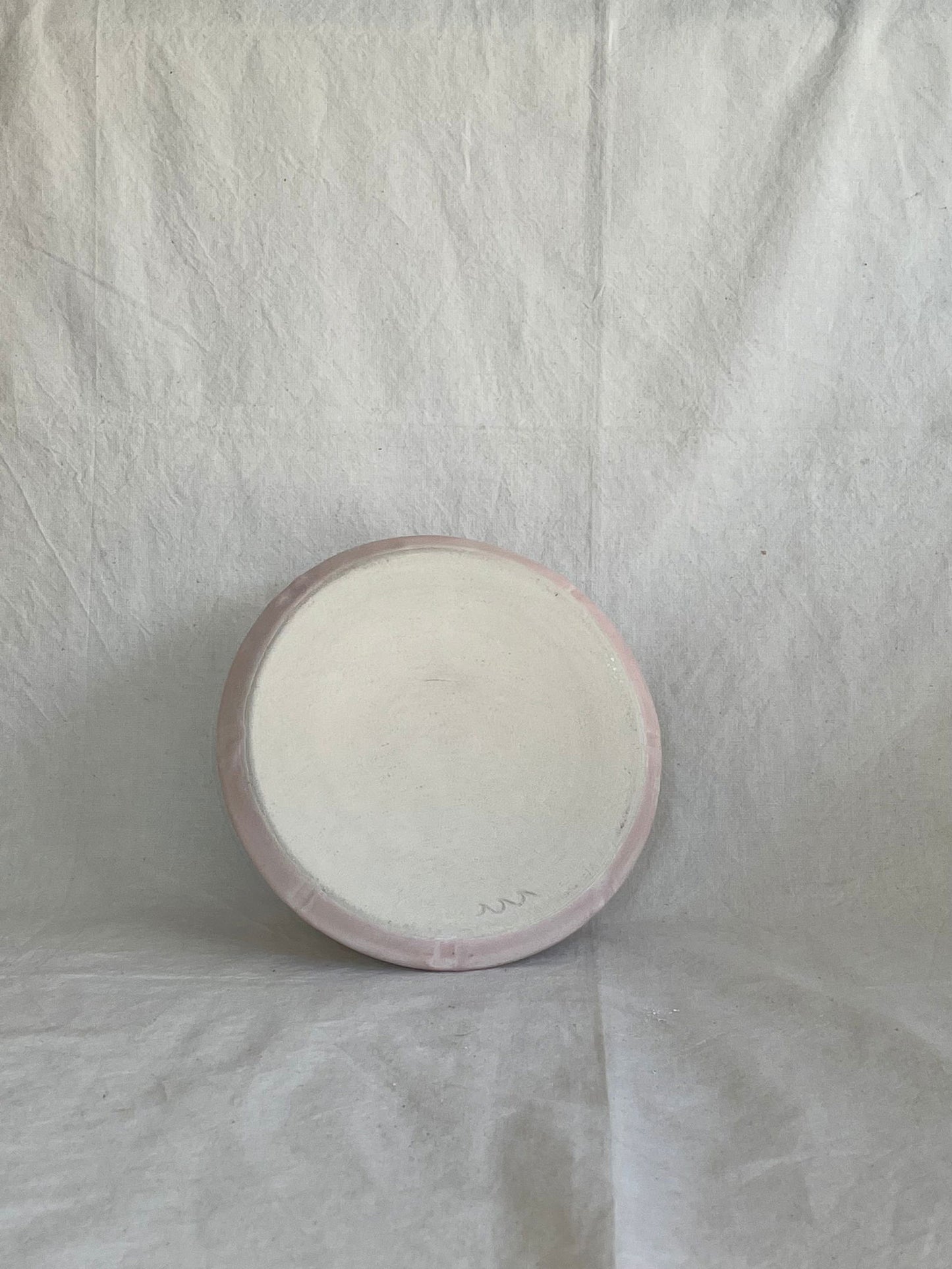 (Sale) 19 planter w/ saucer - Mipa's pots and plants