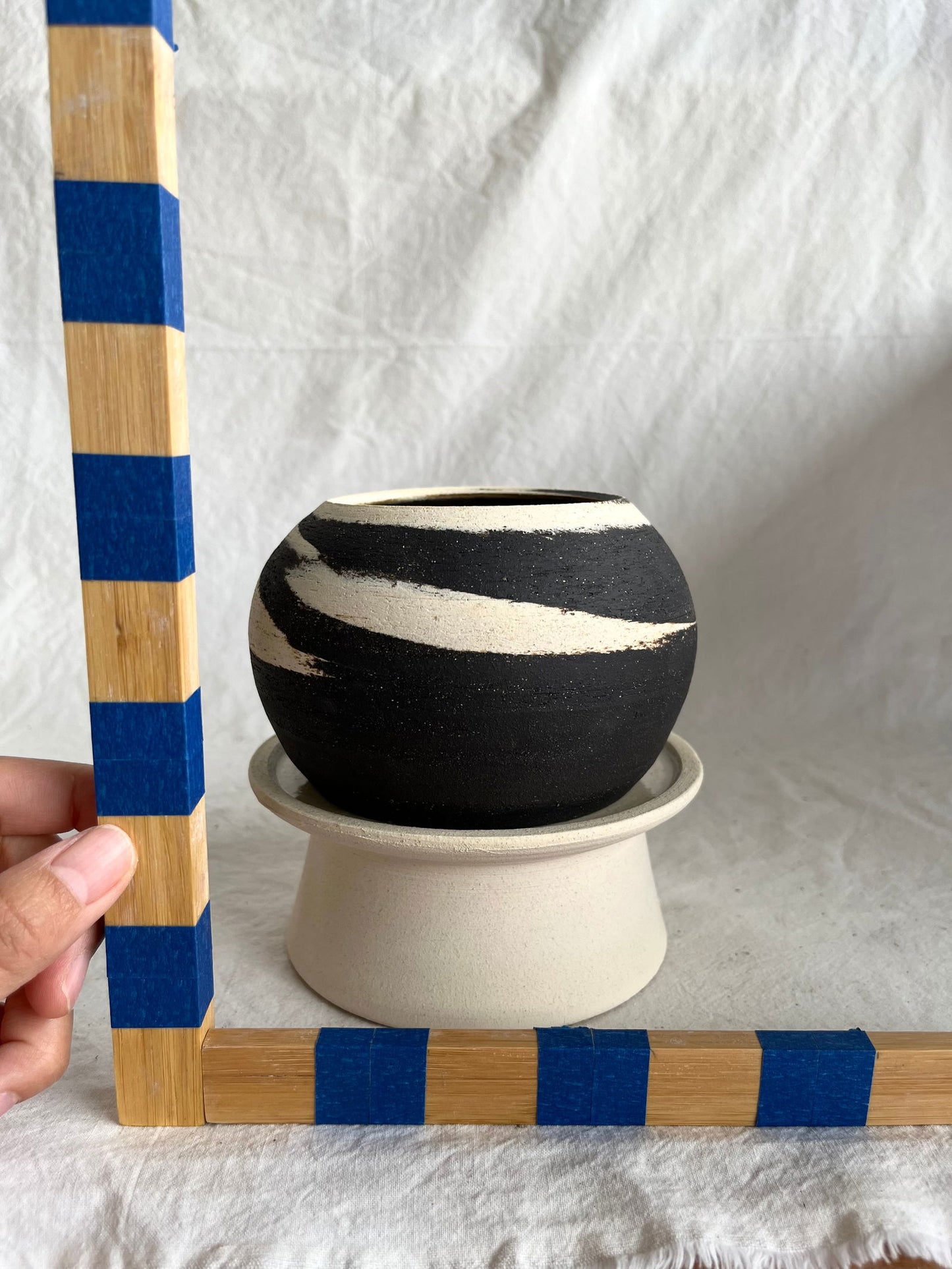 (Sale) 27 pedestal saucer set - Mipa's pots and plants