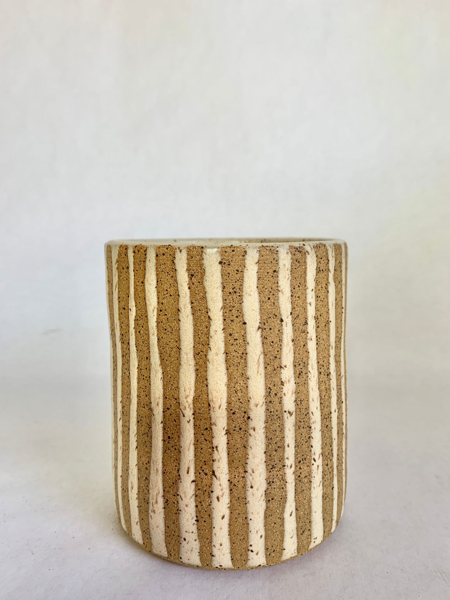 (Sale) 36 Striped planter - Mipa's pots and plants