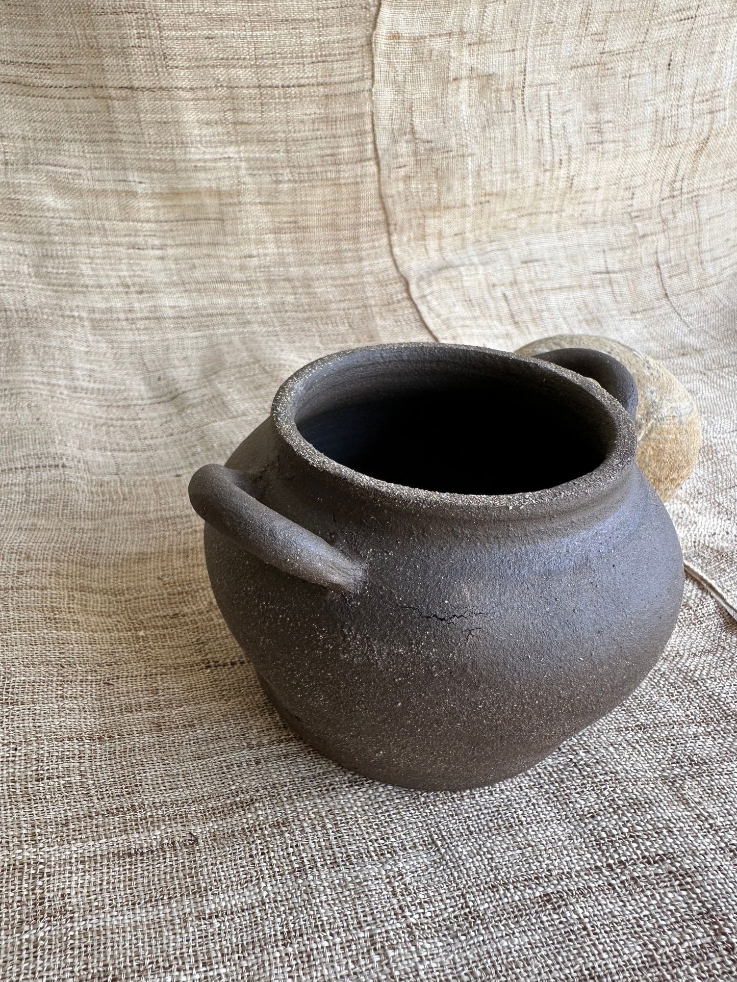 (Sale) 86 black planter - Mipa's pots and plants