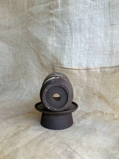 10 inkwash pedestal saucer set - Mipa's pots and plants