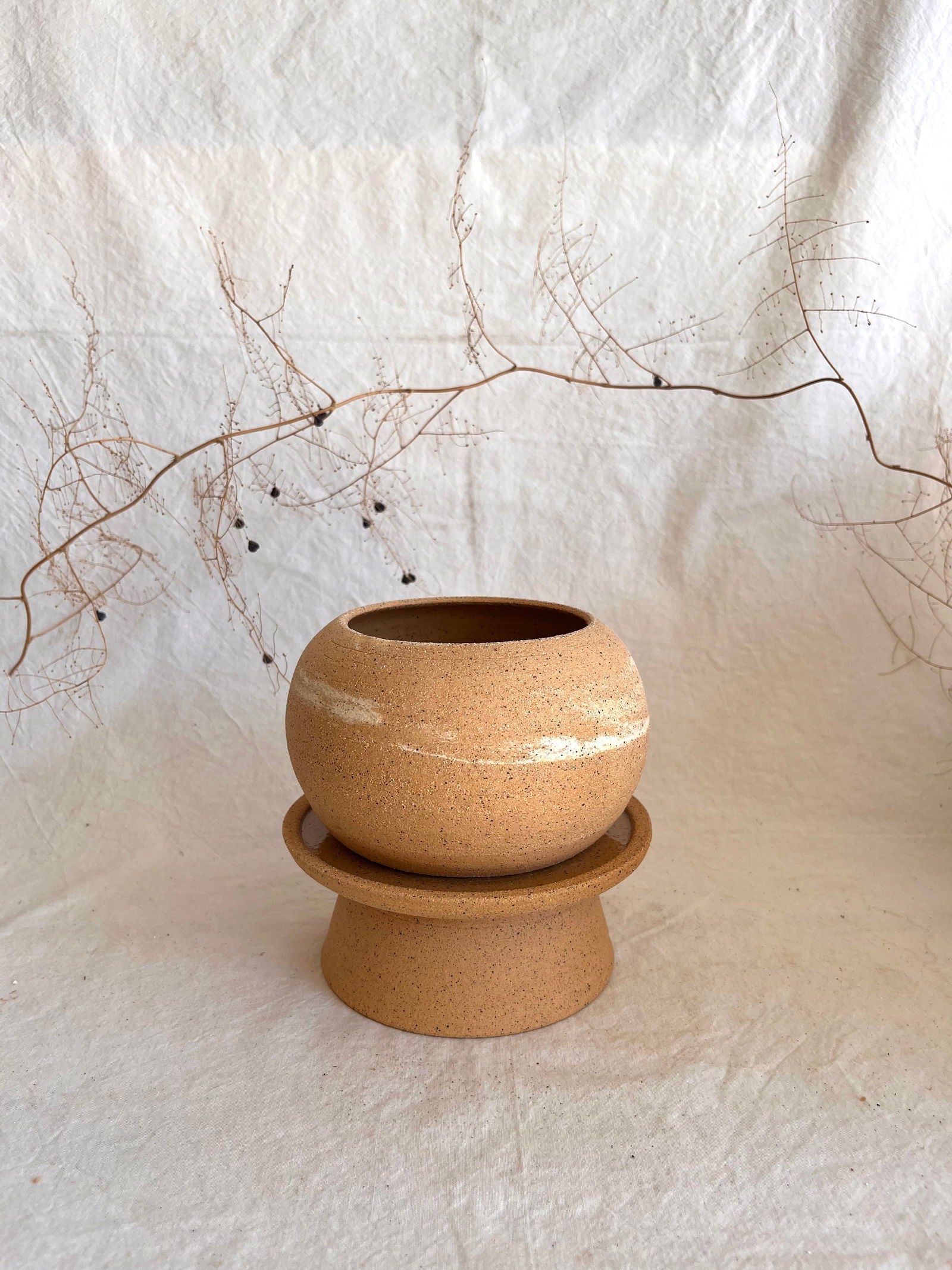 13 pedestal saucer set - Mipa's pots and plants