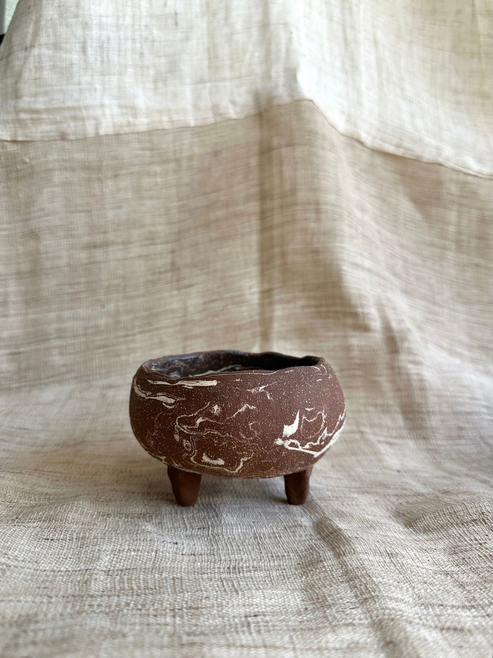 16 chocolate swirl planter - Mipa's pots and plants