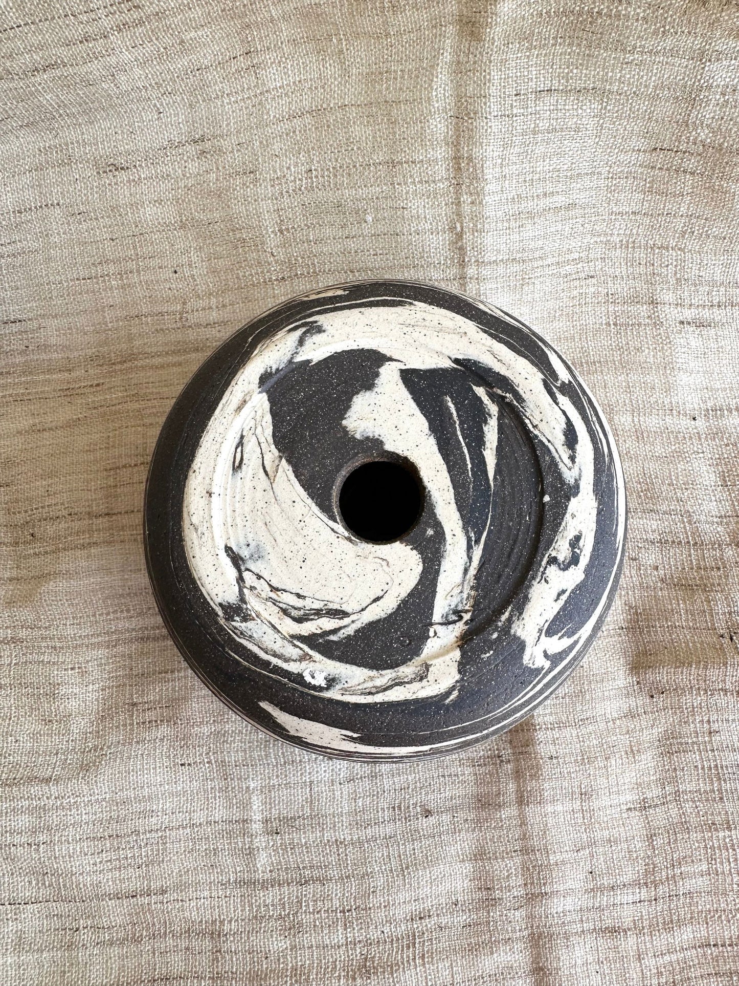 22 inkwash planter - Mipa's pots and plants