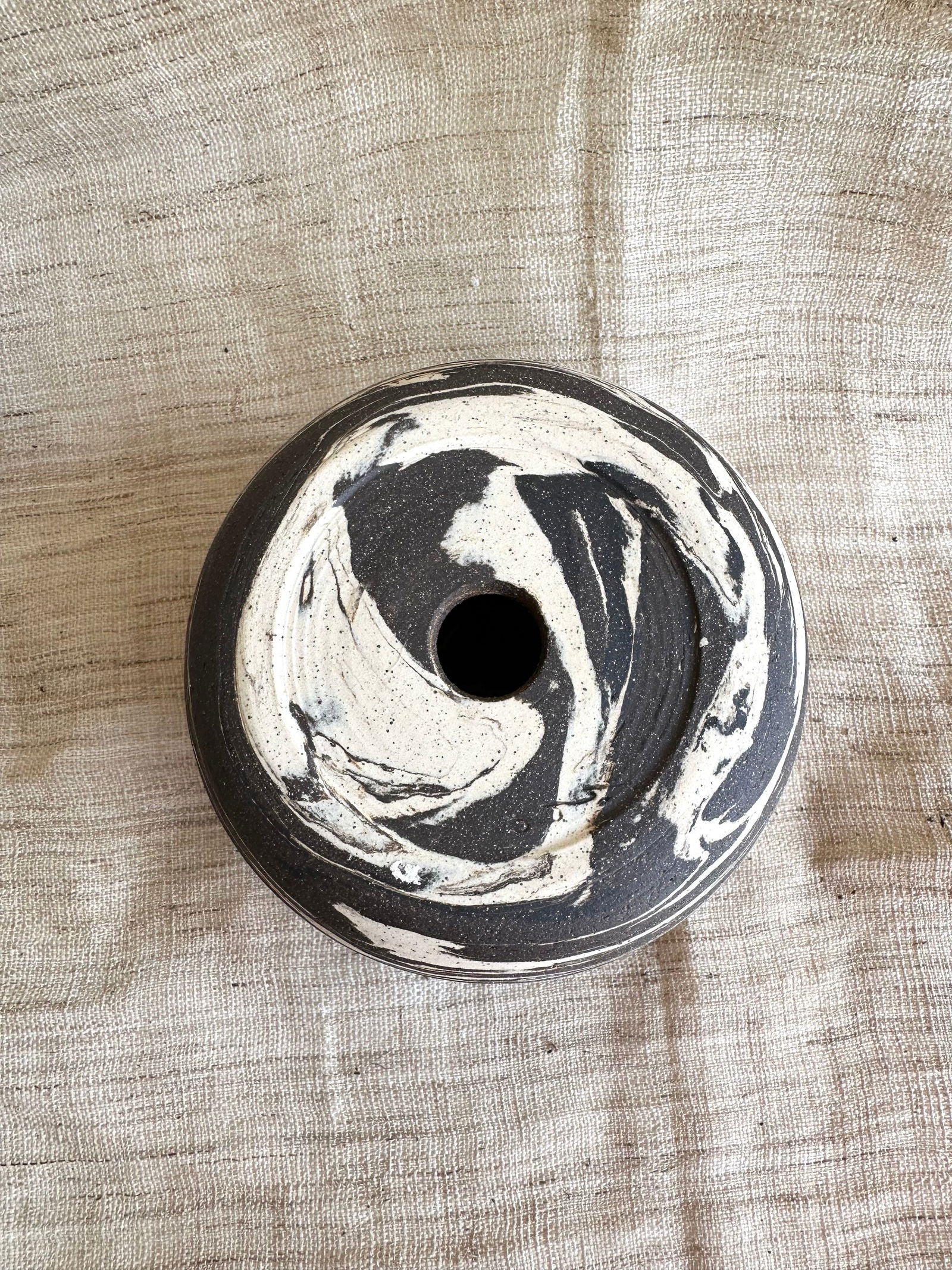 22 inkwash planter - Mipa's pots and plants