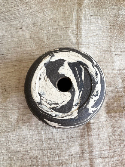 22 inkwash planter - Mipa's pots and plants