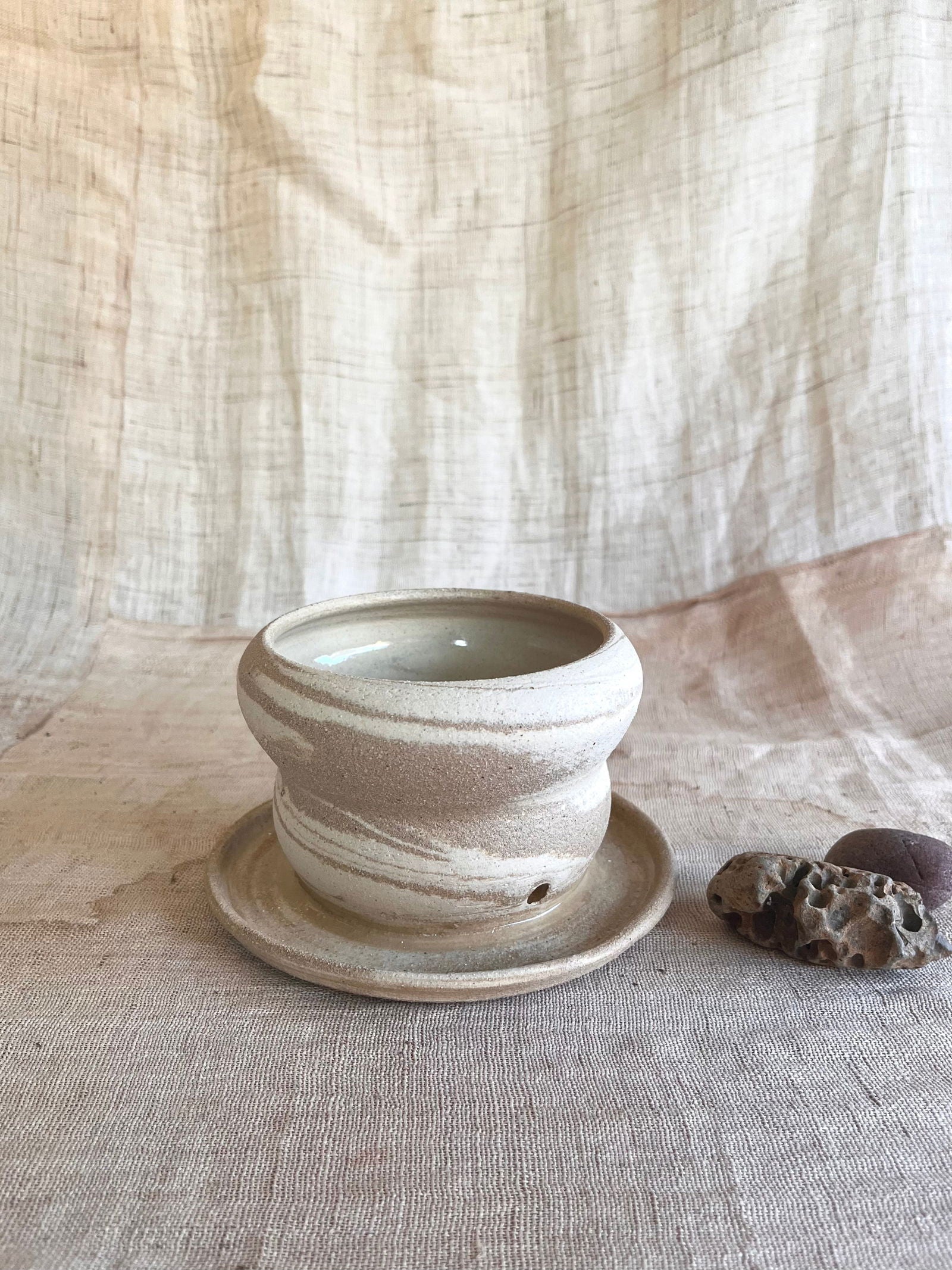 22 mudcream planter - Mipa's pots and plants
