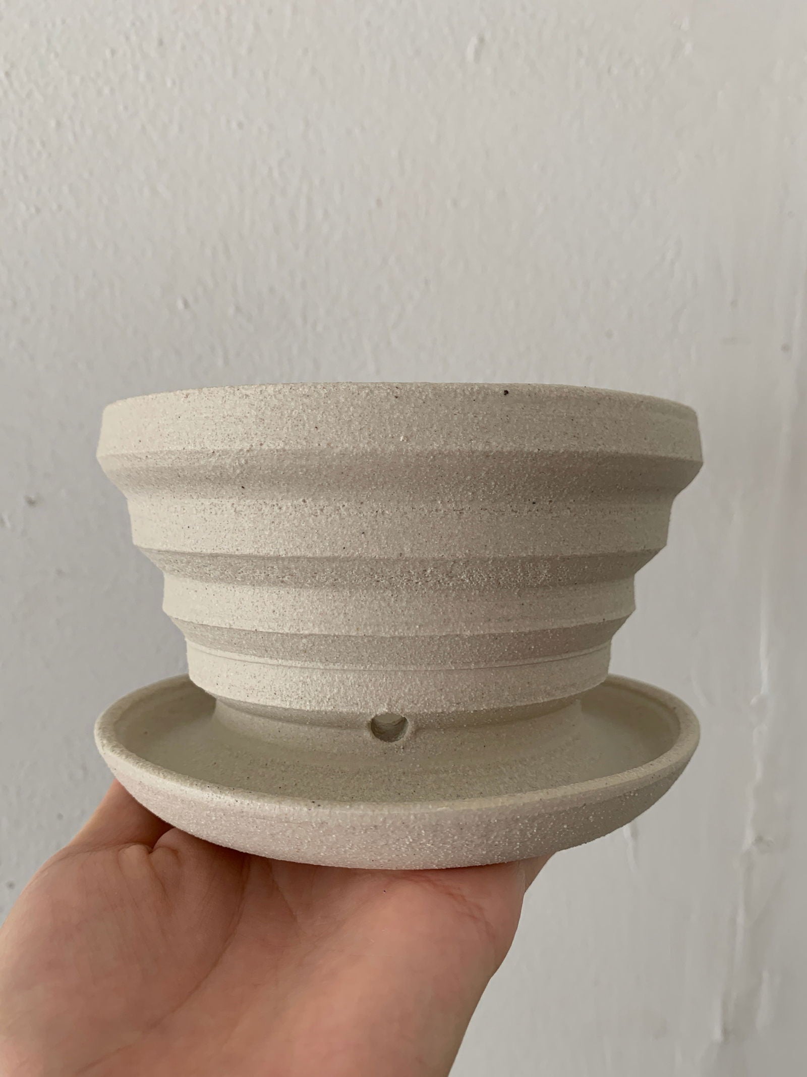 24 Pagoda planter w/ saucer - Mipa's pots and plants