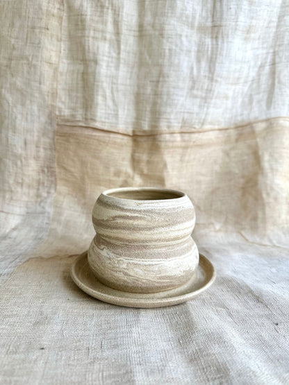 25 mud swirl planter - Mipa's pots and plants