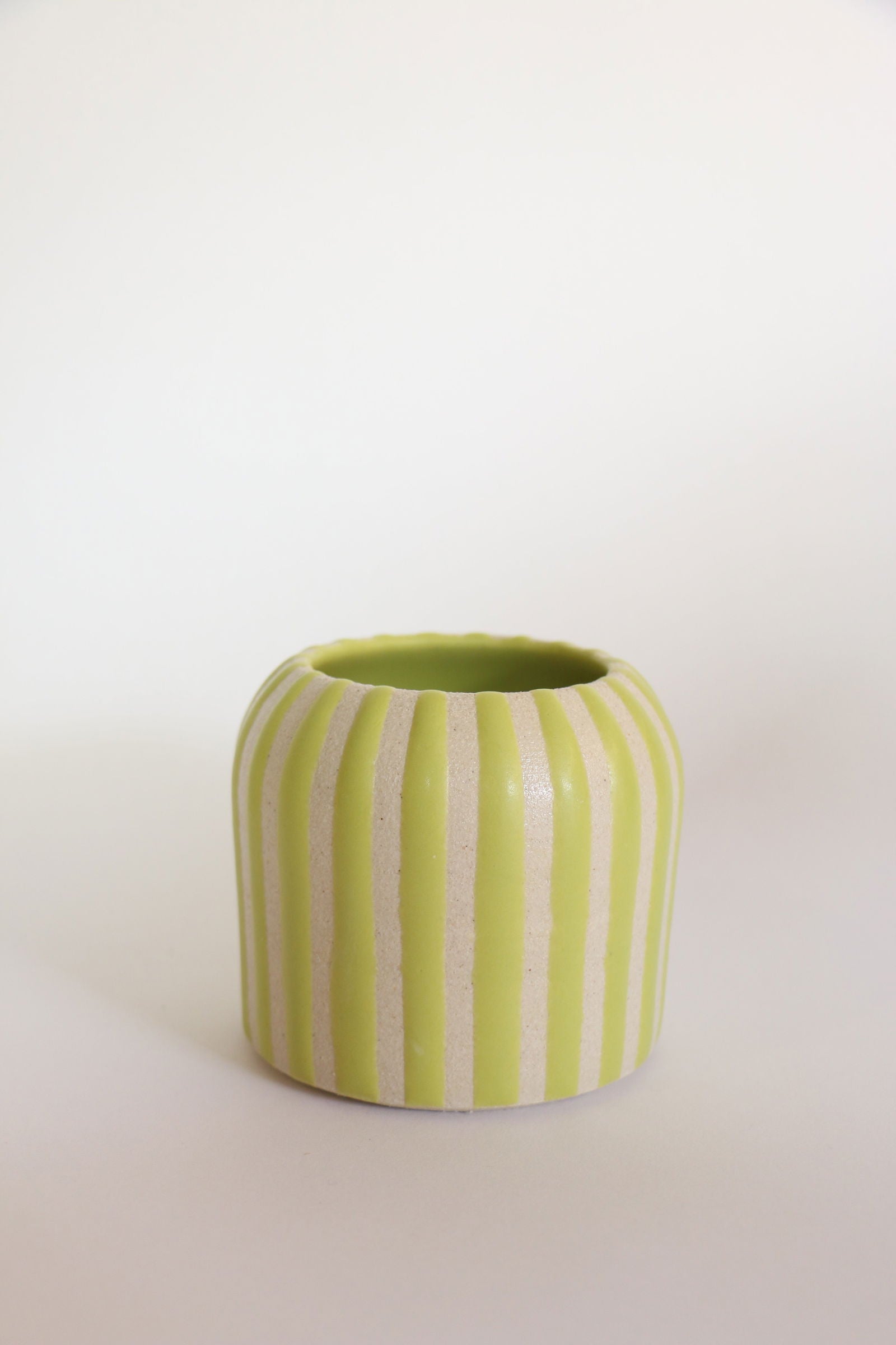 25 striped planter - Mipa's pots and plants