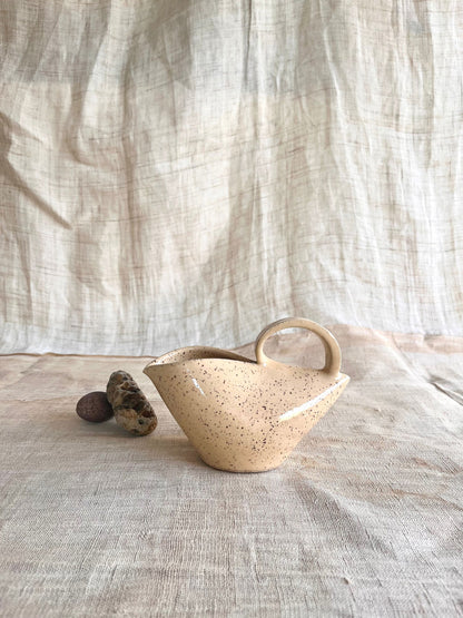 37 bird watering can - Mipa's pots and plants