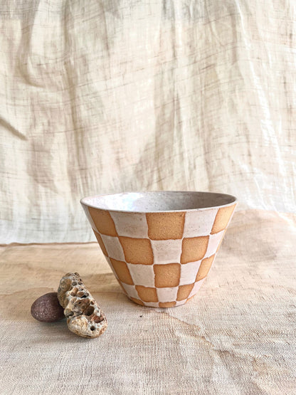 38 S.B checkers planter - Mipa's pots and plants