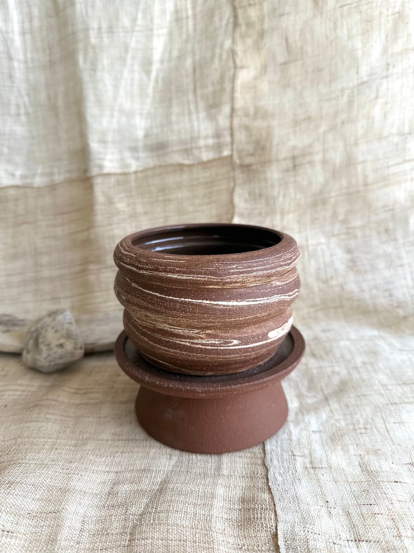 35 chocolate swirl pedestal saucer set