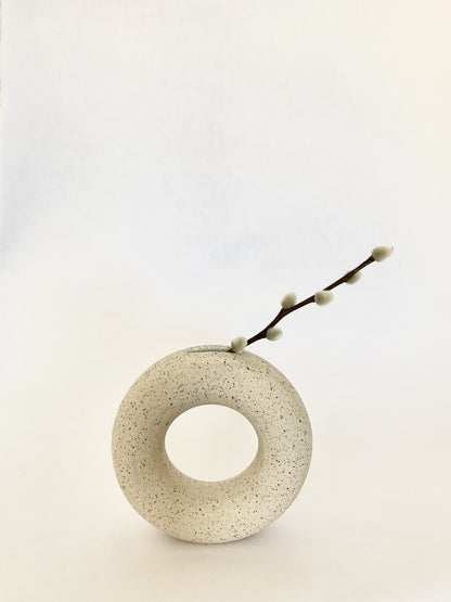 55 donut vase - Mipa's pots and plants