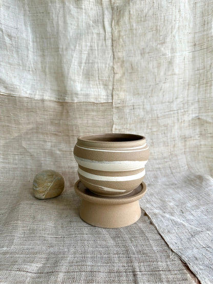 68 mudcream pedestal saucer set - Mipa's pots and plants
