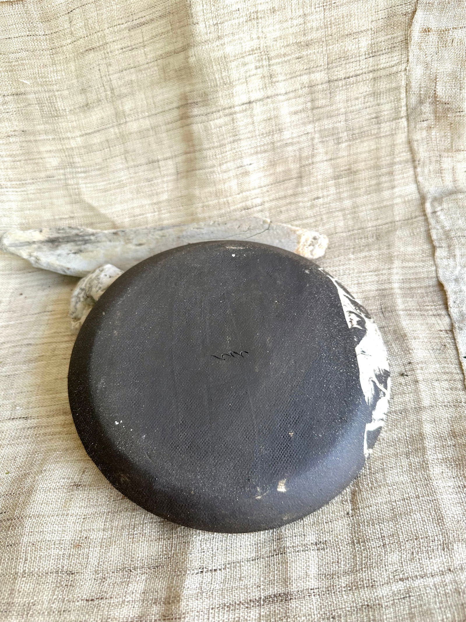 69 b/w checkers saucer - Mipa's pots and plants