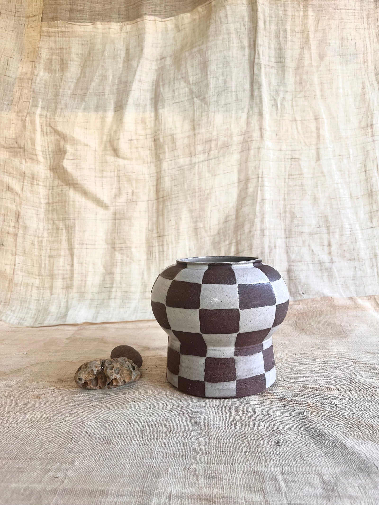 72 chocolate checkers planter - Mipa's pots and plants