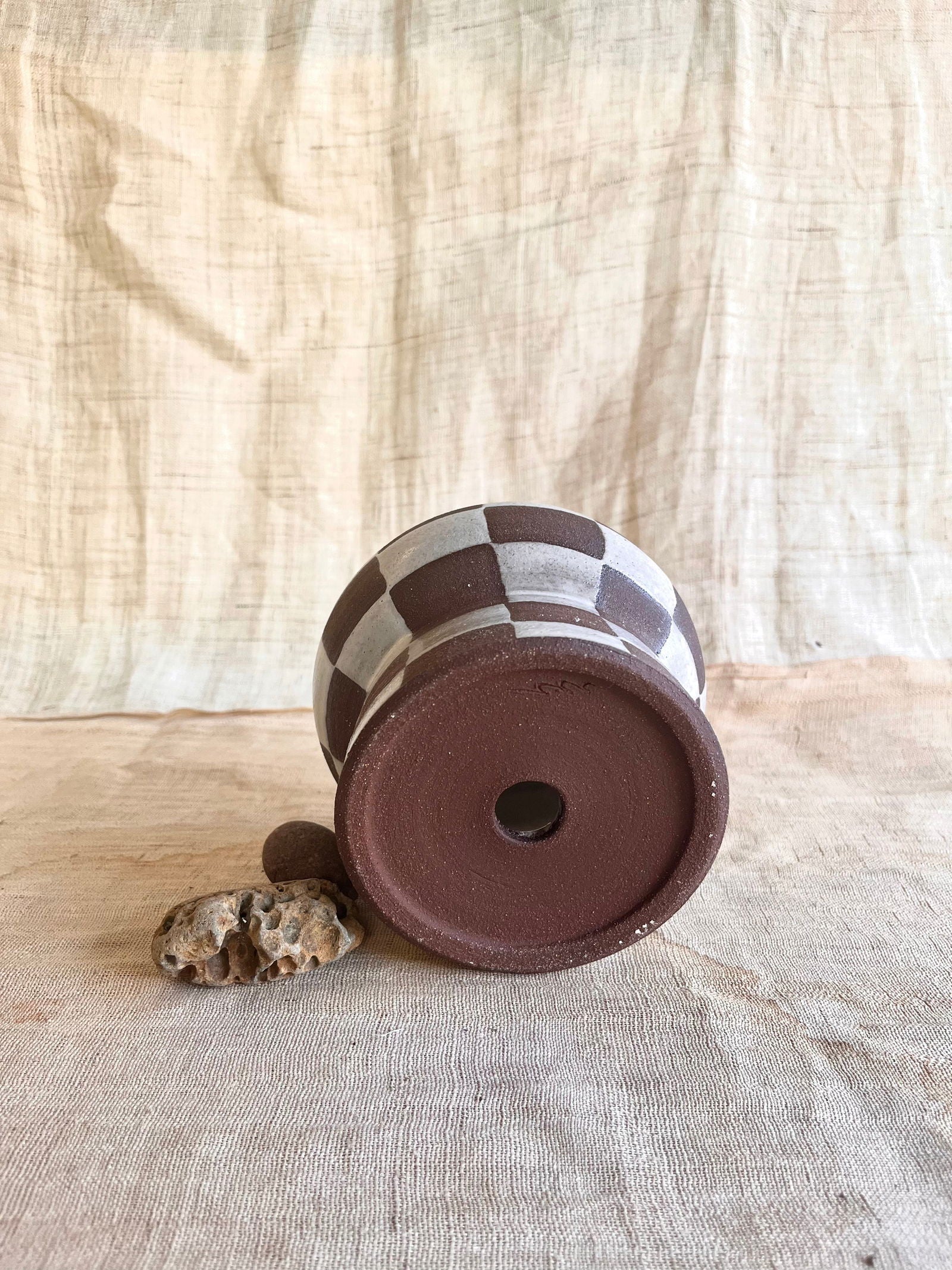 72 chocolate checkers planter - Mipa's pots and plants