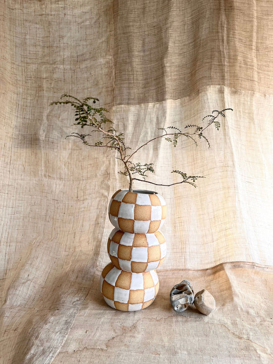 75 sand stacking stones planter - Mipa's pots and plants