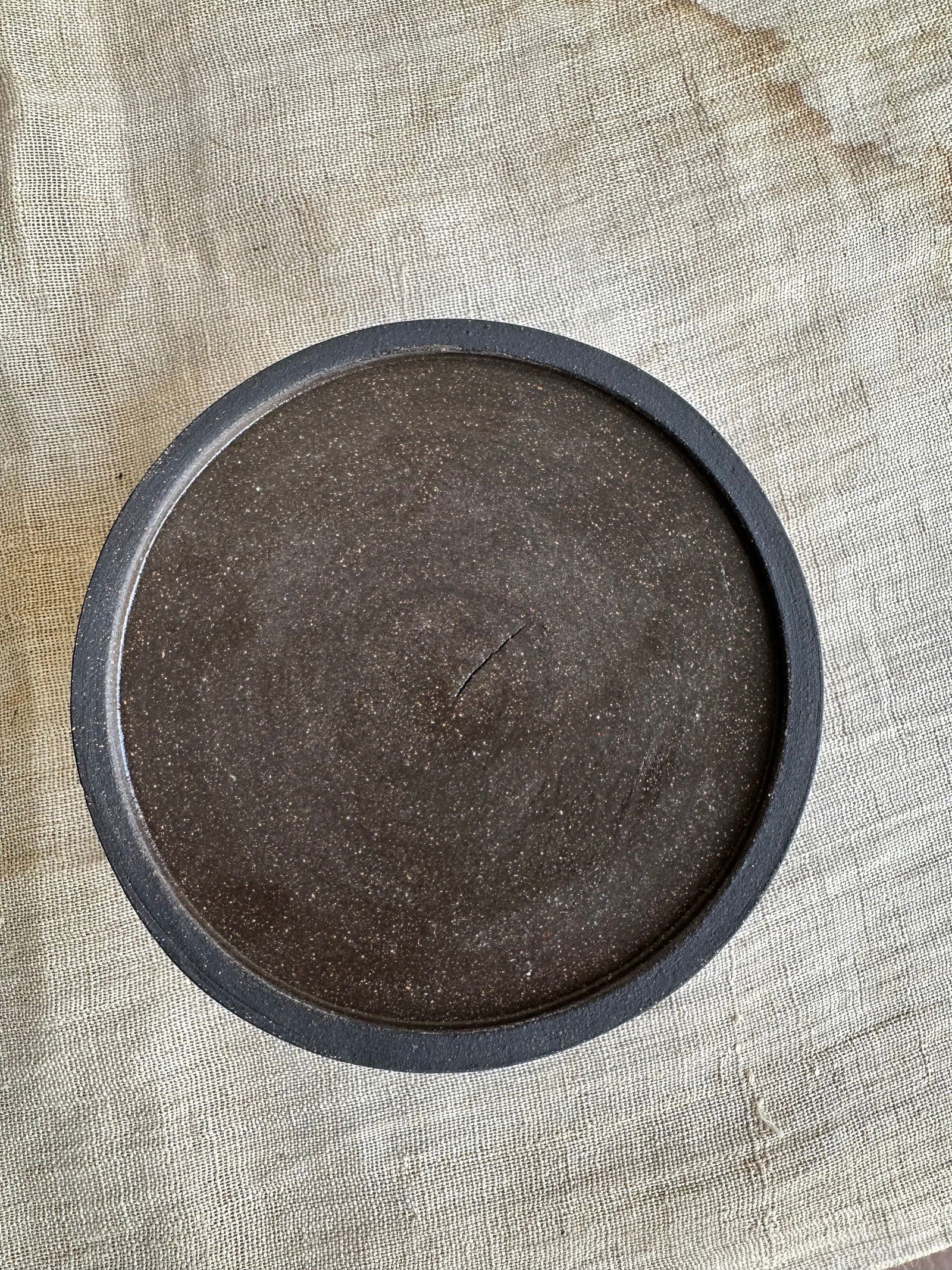 76 black pedestal saucer set - Mipa's pots and plants