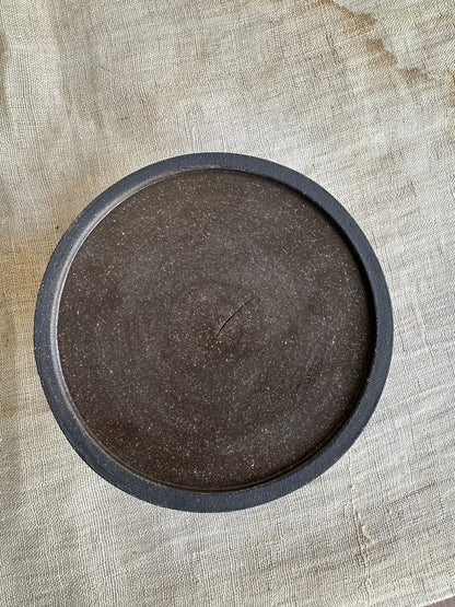 76 black pedestal saucer set - Mipa's pots and plants