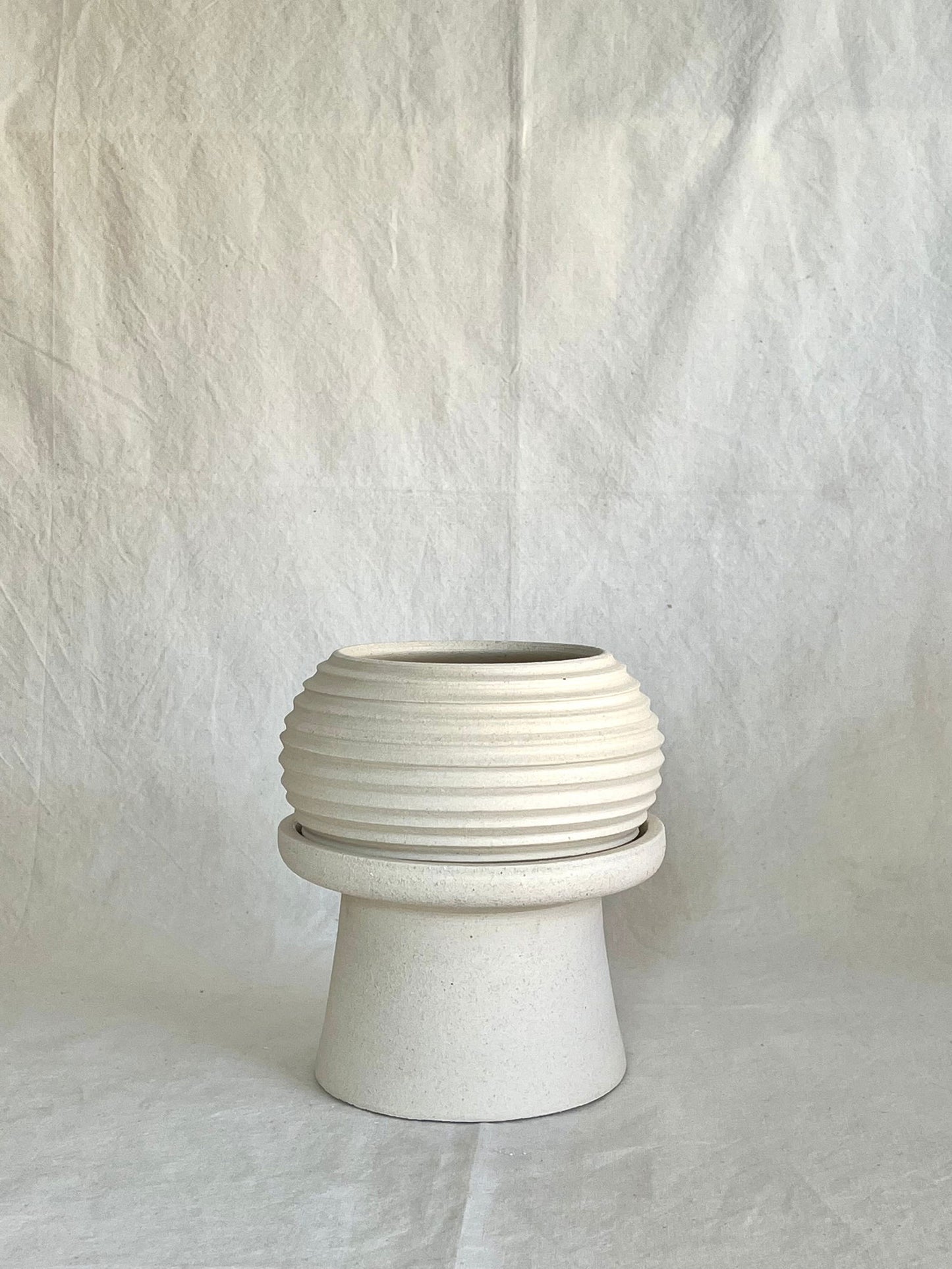 7 Pedestal saucer set - Mipa's pots and plants