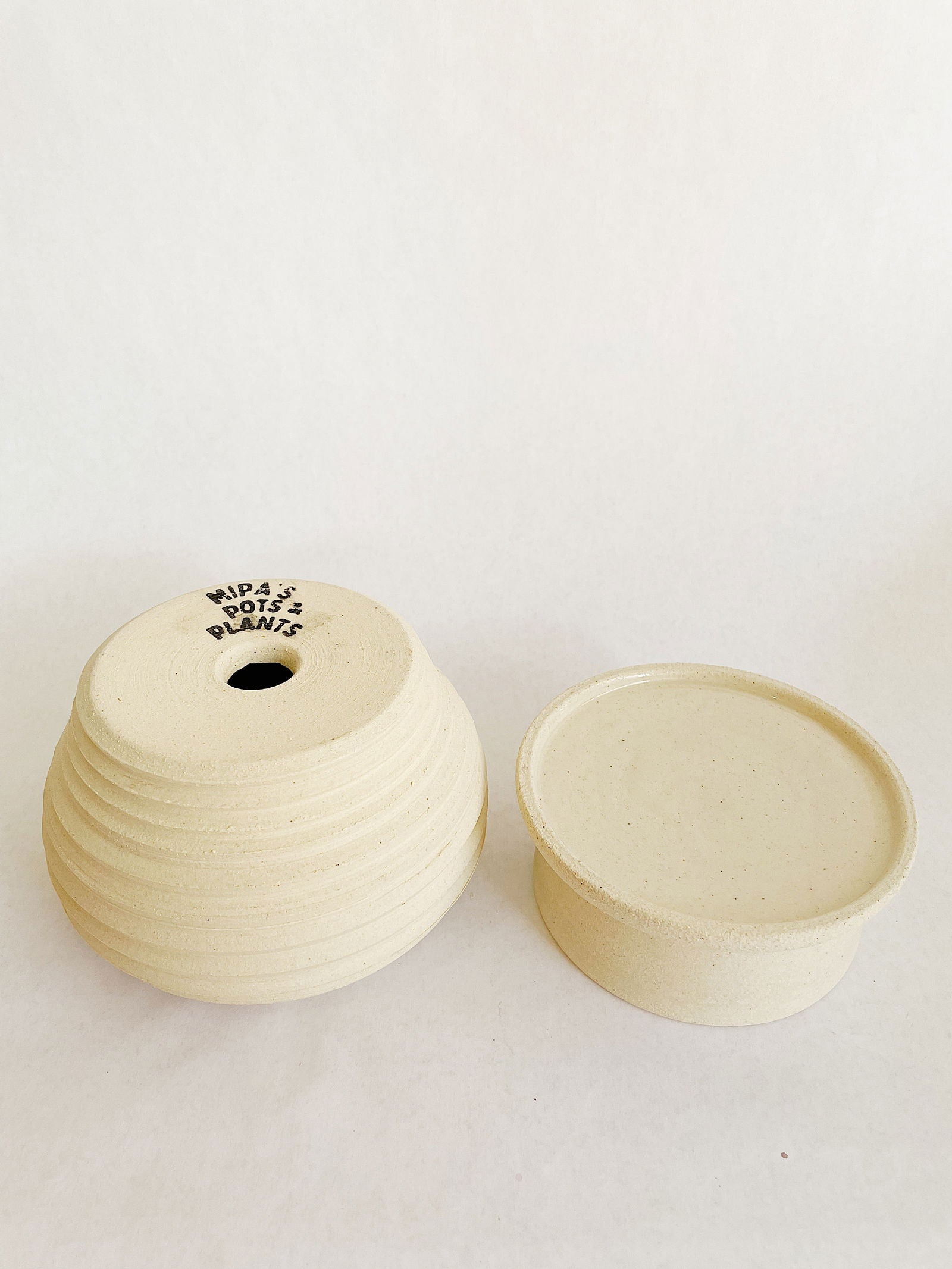 7 pedestal saucer set - Mipa's pots and plants