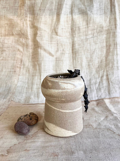 85 mudcream planter - Mipa's pots and plants
