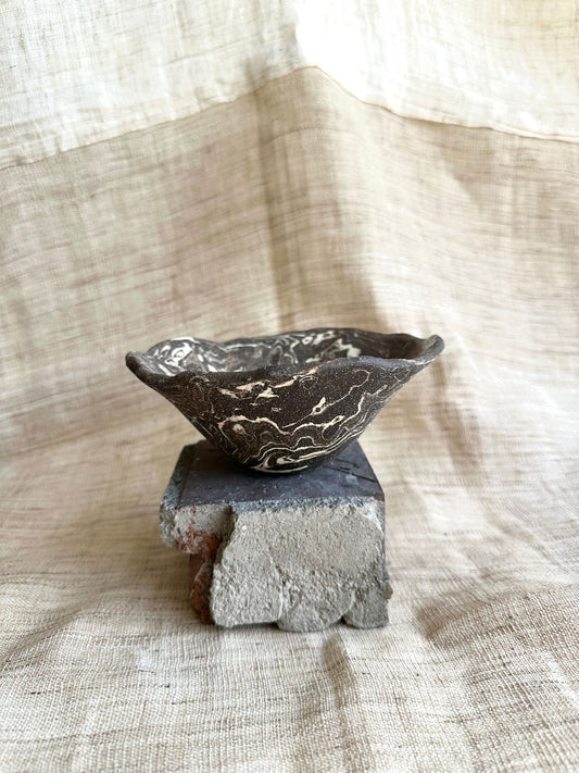 8 inkwash planter - Mipa's pots and plants