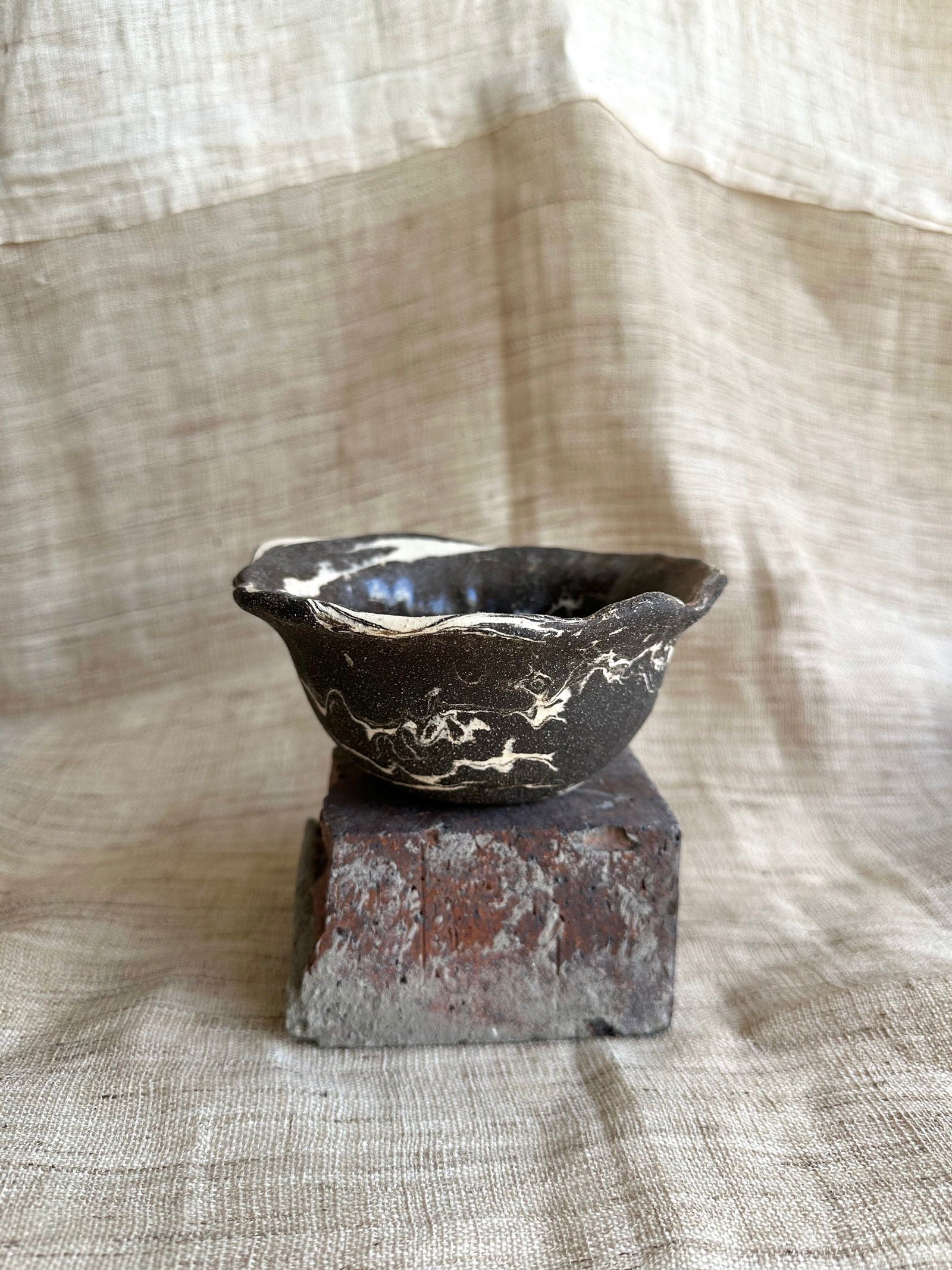 9 inkwash planter - Mipa's pots and plants