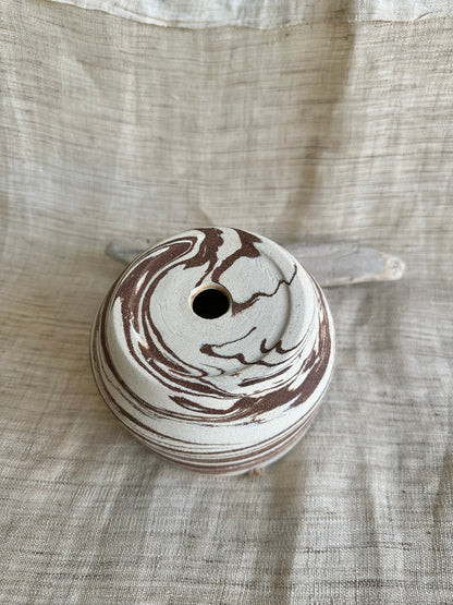 82 chocolate swirl planter