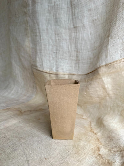 30 unglazed mud popcorn planter