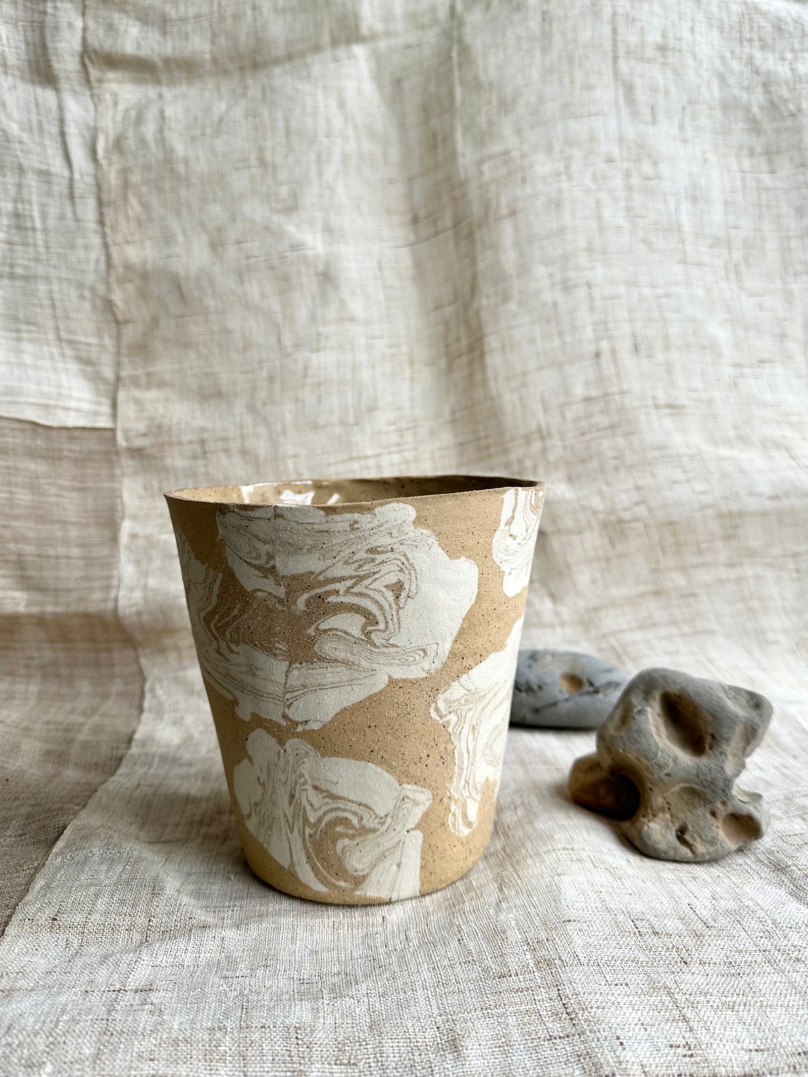 (Sale) 13 sandstorm planter - Mipa's pots and plants