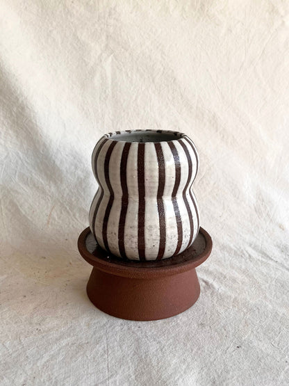 (Sale) 19 pedestal saucer set - Mipa's pots and plants