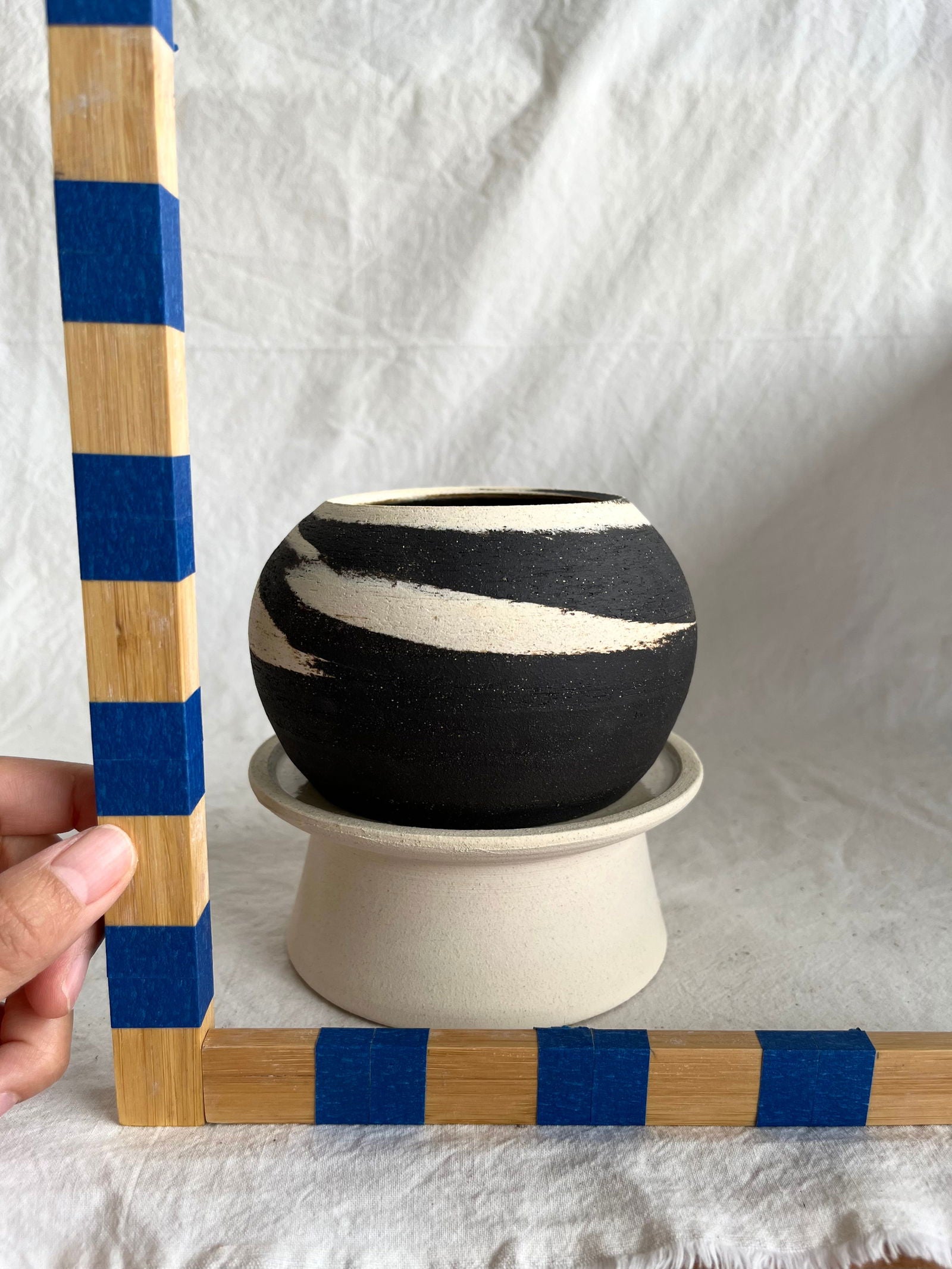 (Sale) 27 pedestal saucer set - Mipa's pots and plants